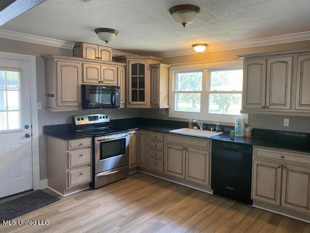 900 S Sea Cove Street Property Photo 5