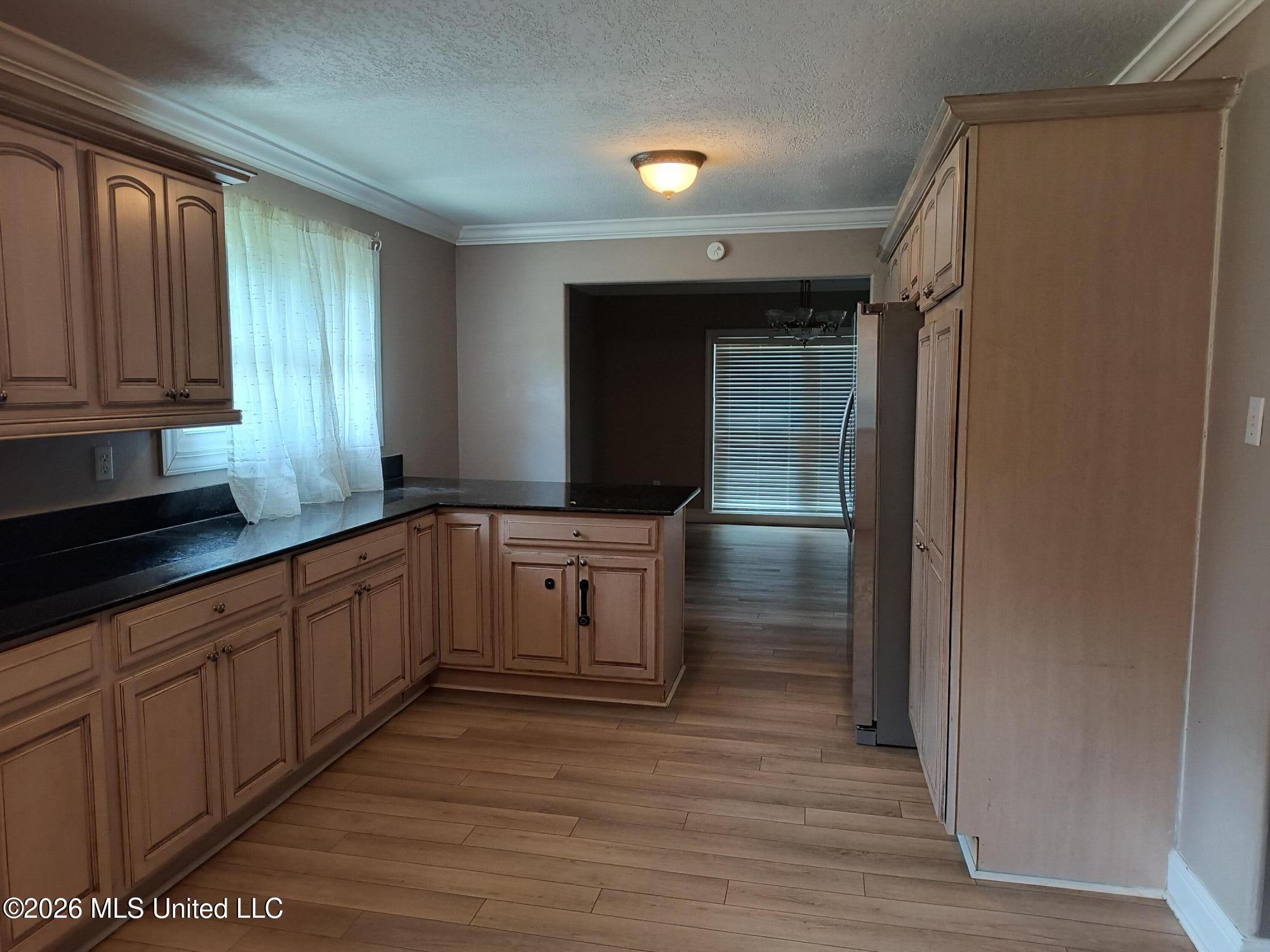 900 S Sea Cove Street Property Photo 7