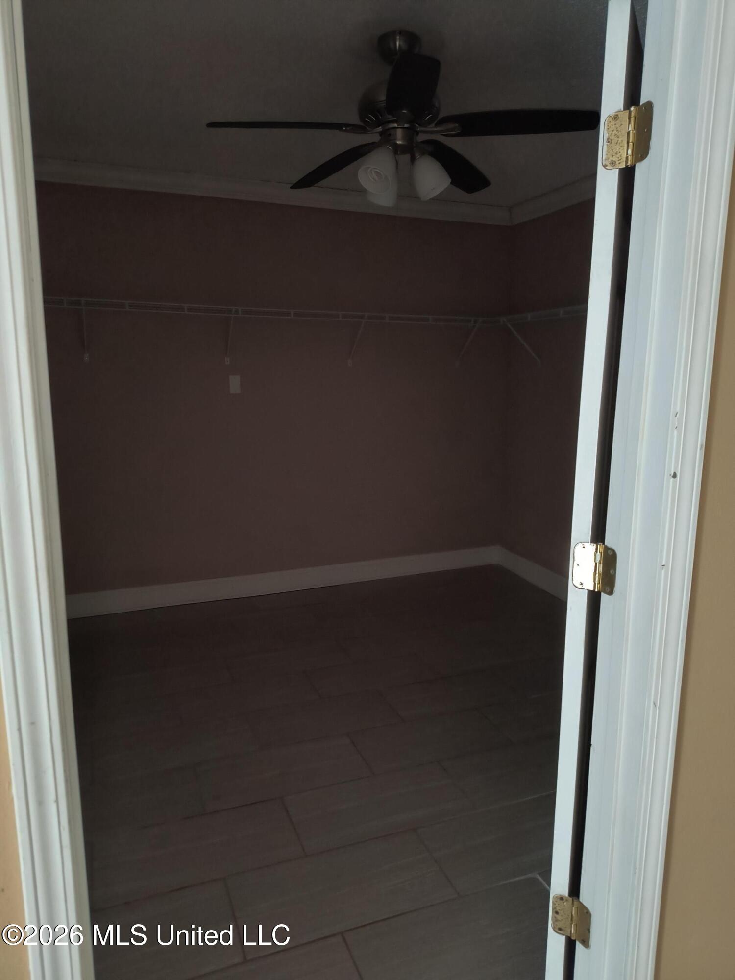 900 S Sea Cove Street Property Photo 17