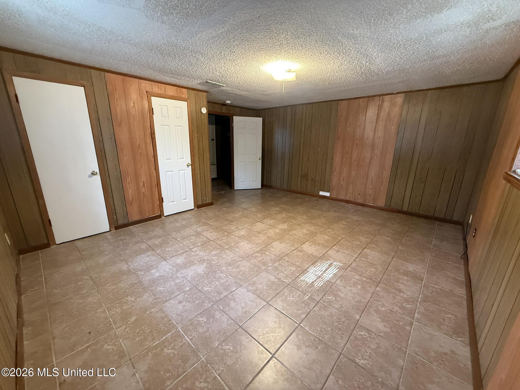4848 Saphire Avenue Property Photo 16
