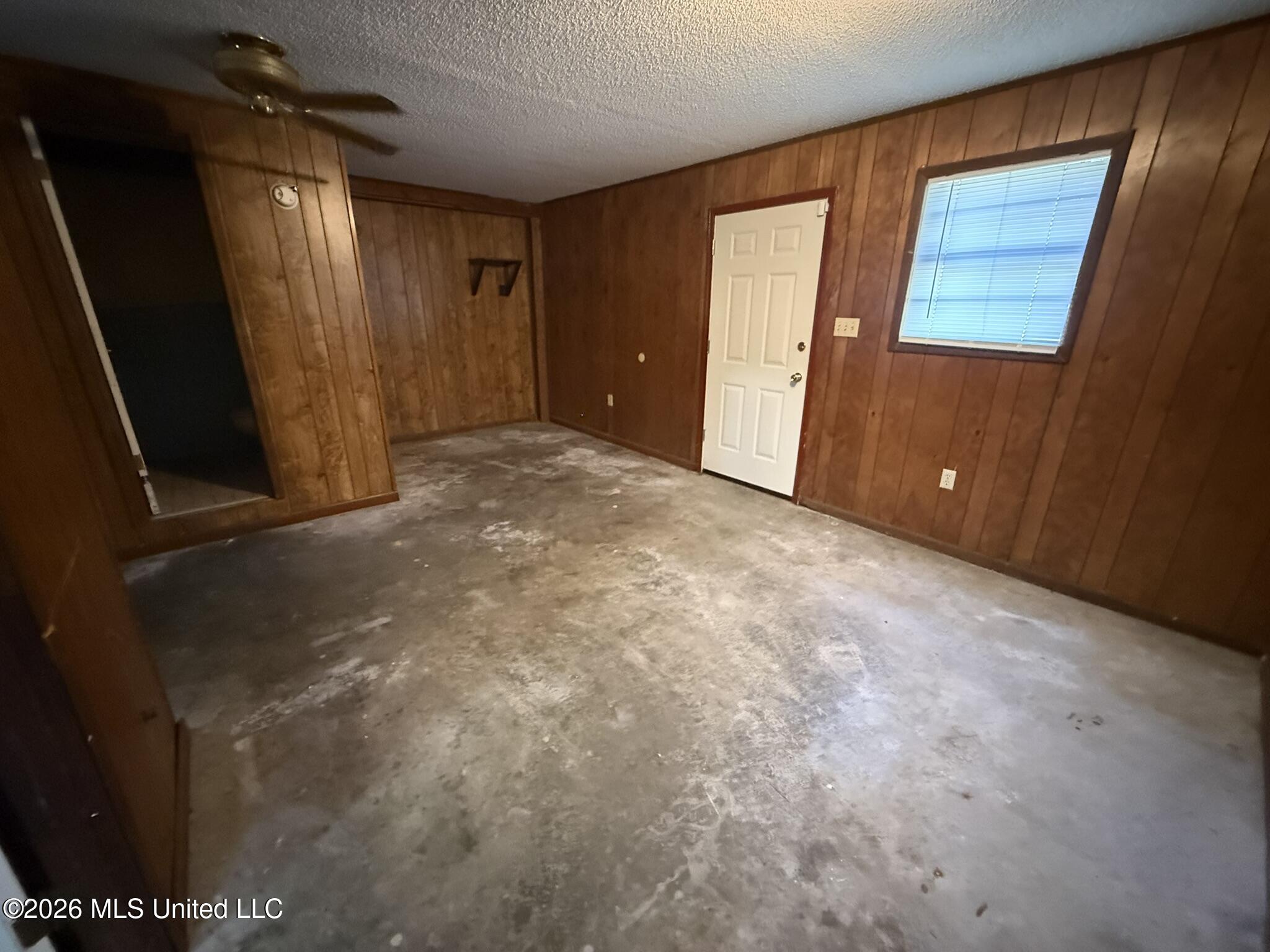 4848 Saphire Avenue Property Photo 23