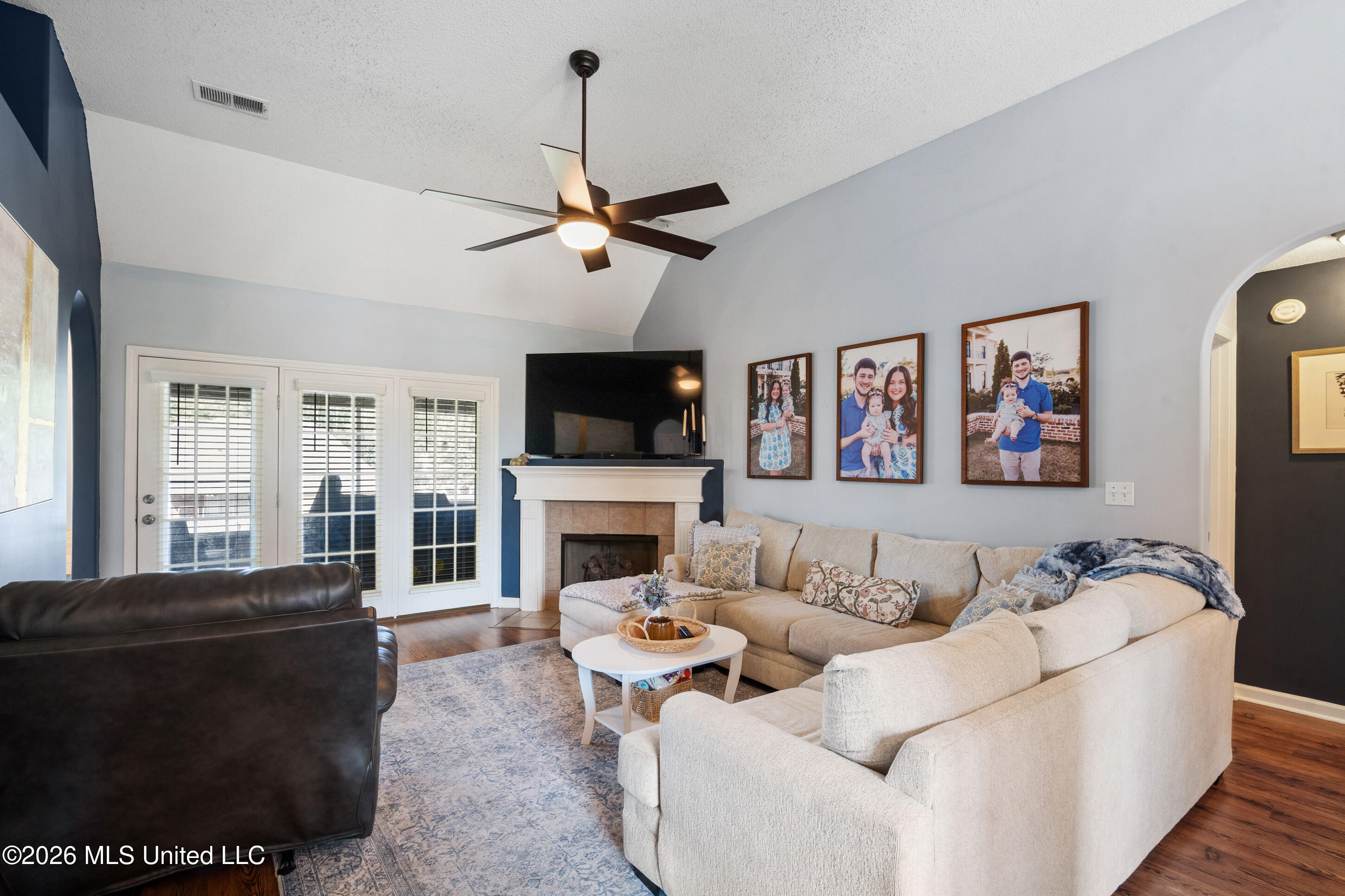 1107 Tara Drive Property Photo 6