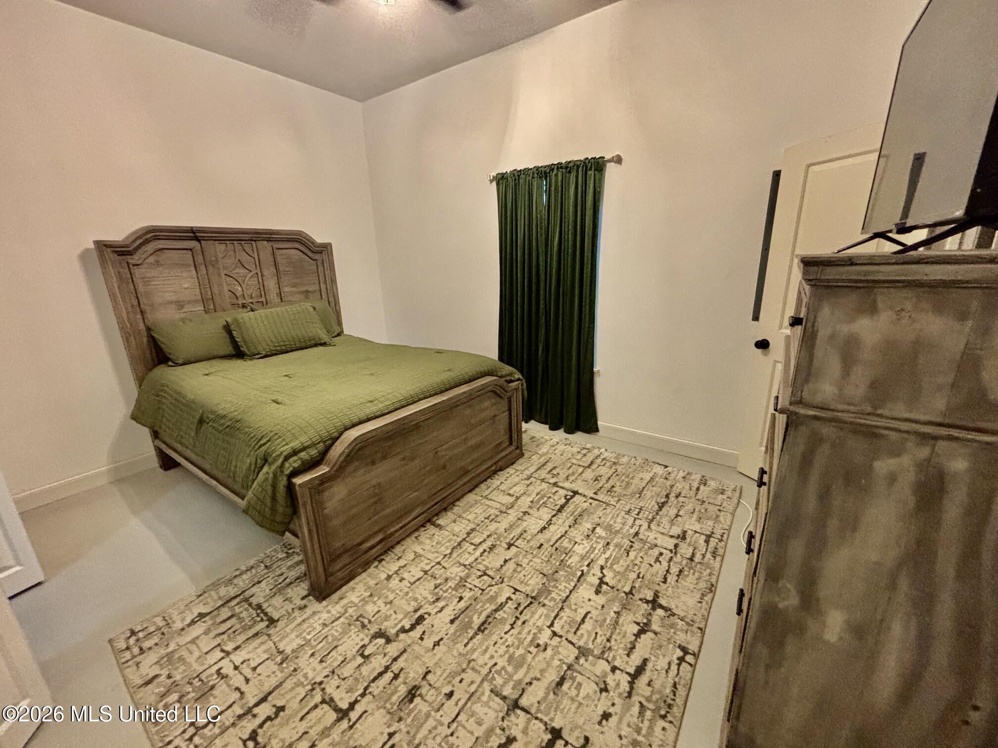622 Highway 583 Property Photo 23