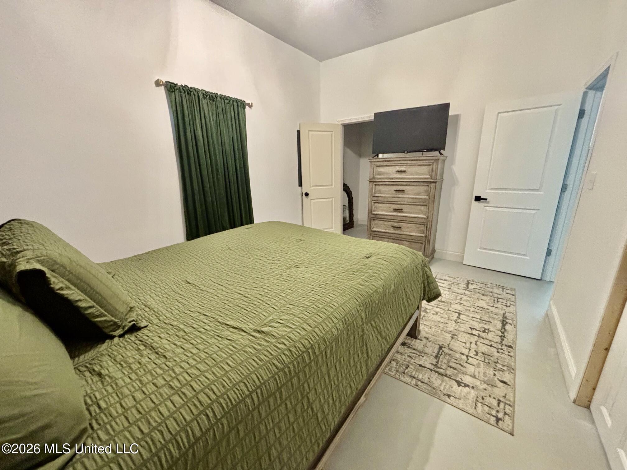 622 Highway 583 Property Photo 24