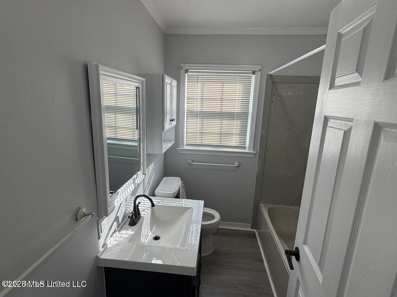 4000 Chamberlain Avenue Property Photo 7