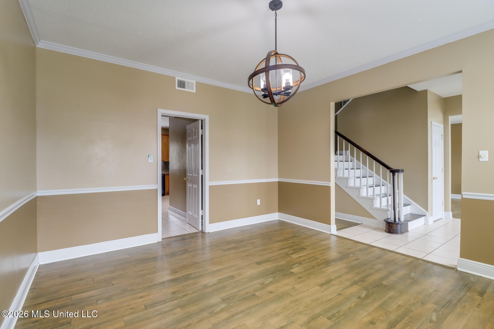 2073 Stone Bridge Drive Property Photo 8