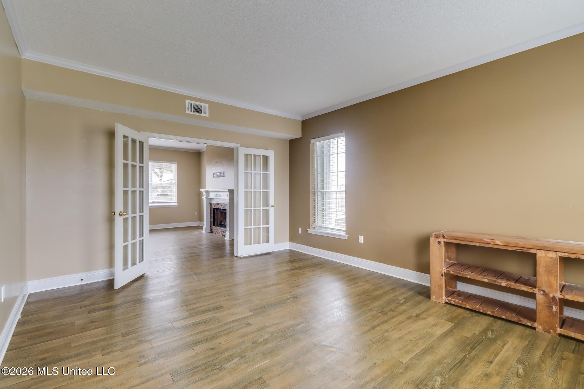 2073 Stone Bridge Drive Property Photo 10