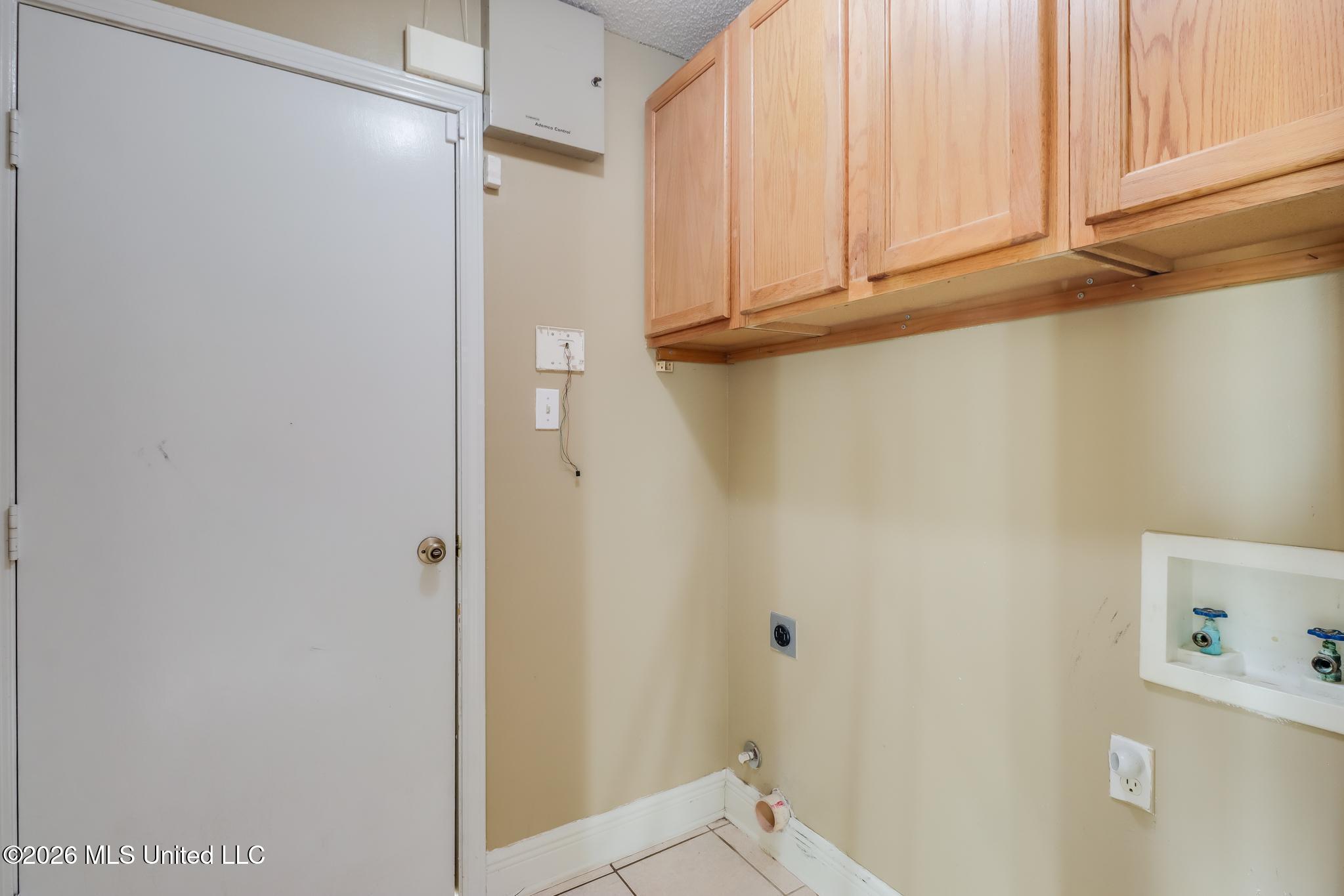2073 Stone Bridge Drive Property Photo 12