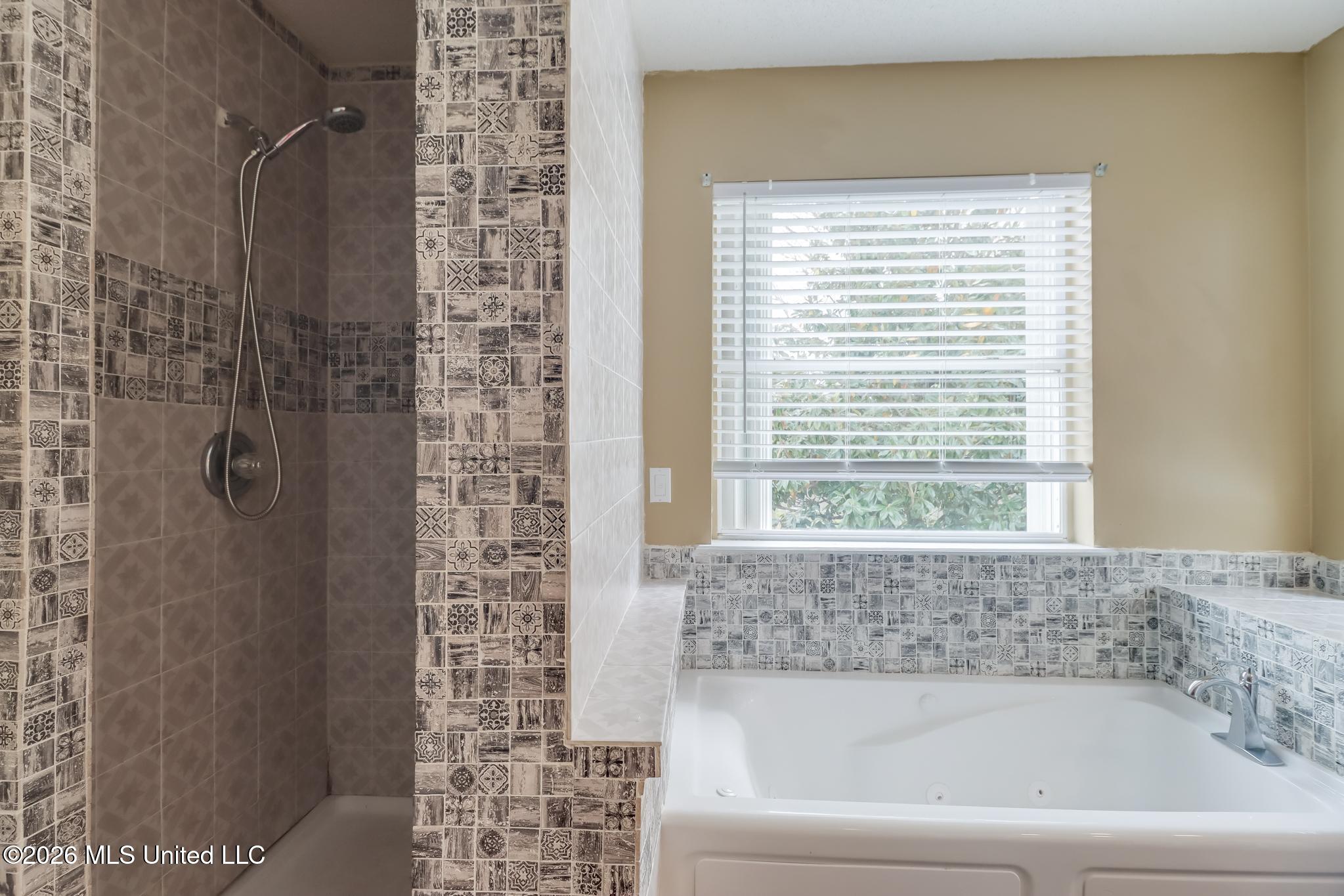 2073 Stone Bridge Drive Property Photo 18