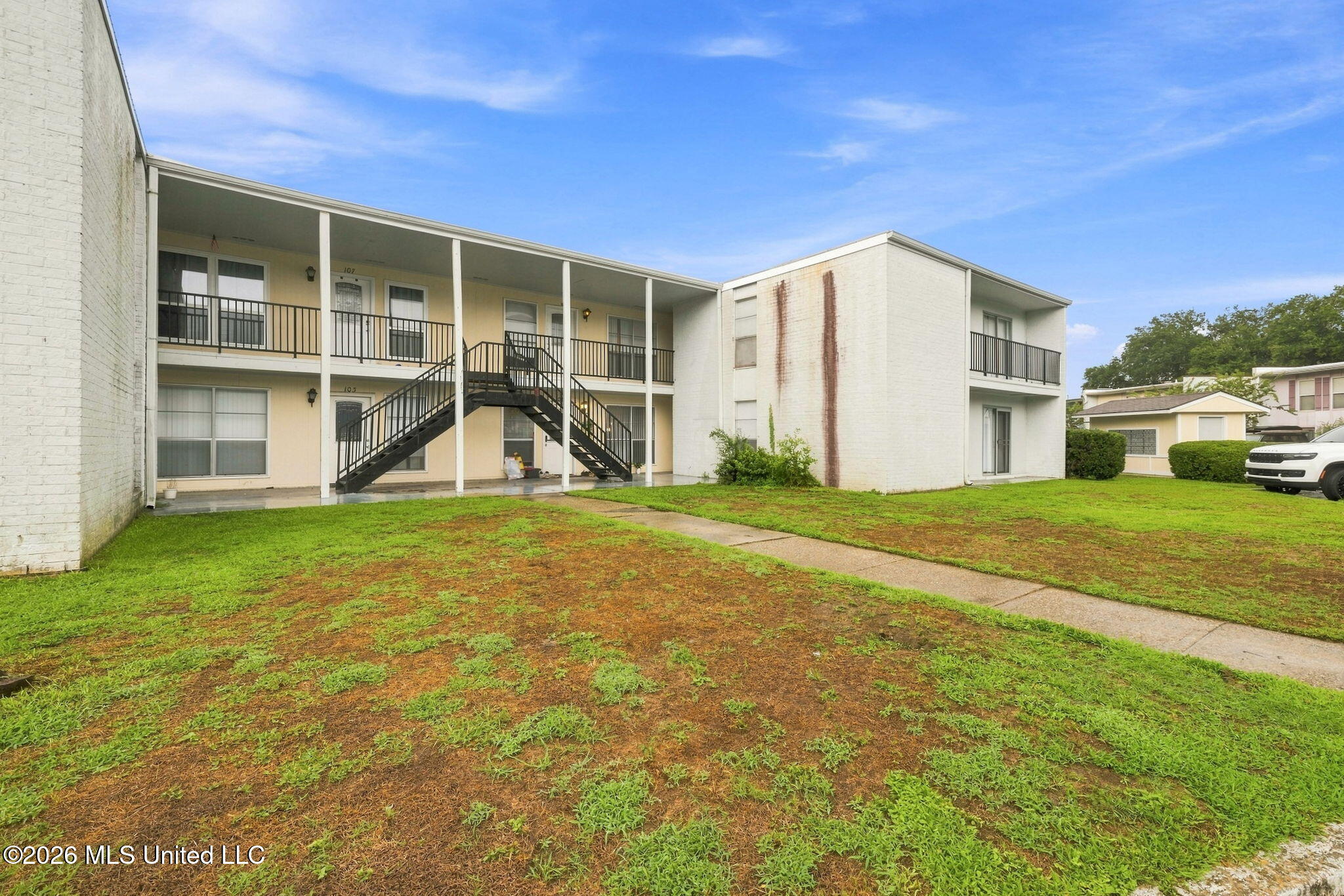 3220 Cumberland Road Property Photo 1