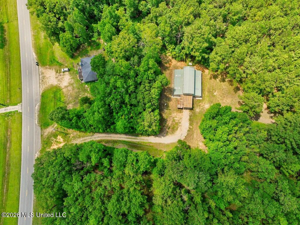 21395 S Highway 43 Property Photo 5