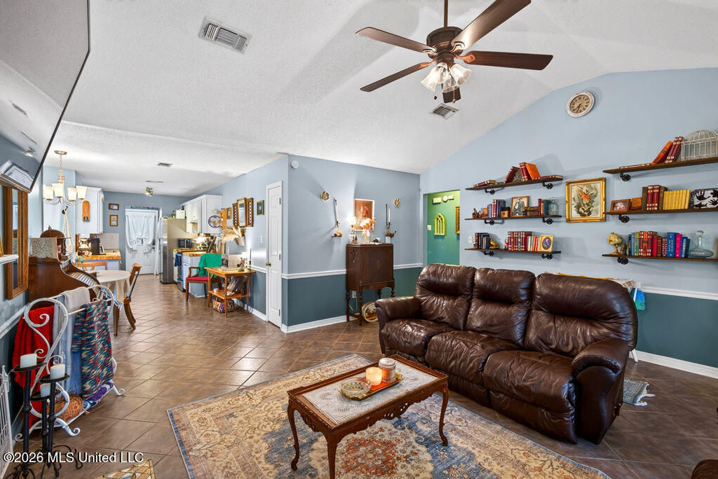 9534 Laa La Way Property Photo 12