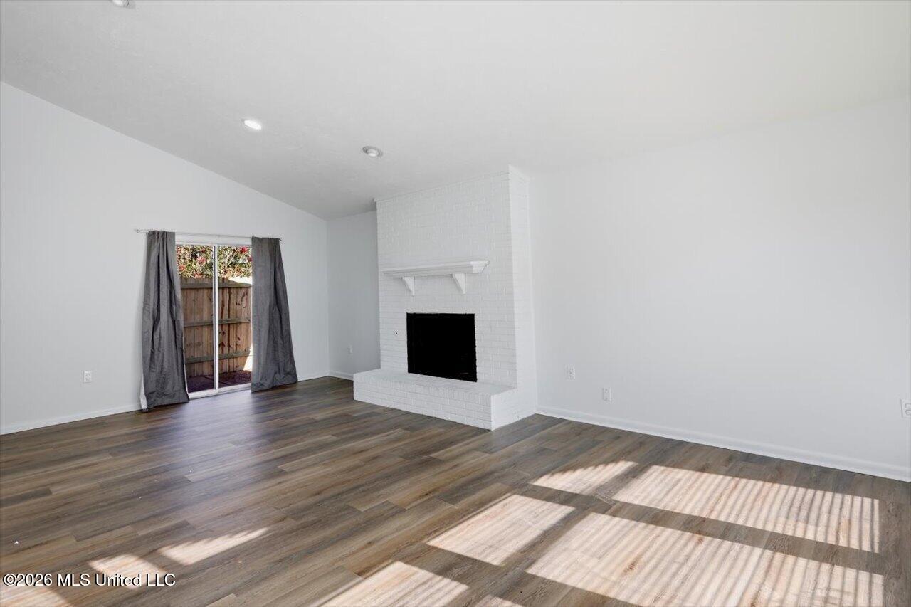 105 Carrie Drive Property Photo 8