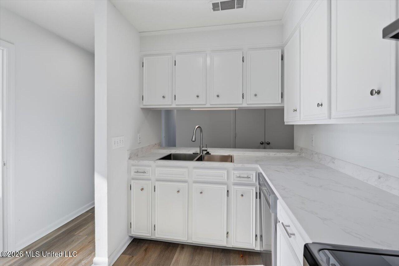 105 Carrie Drive Property Photo 12