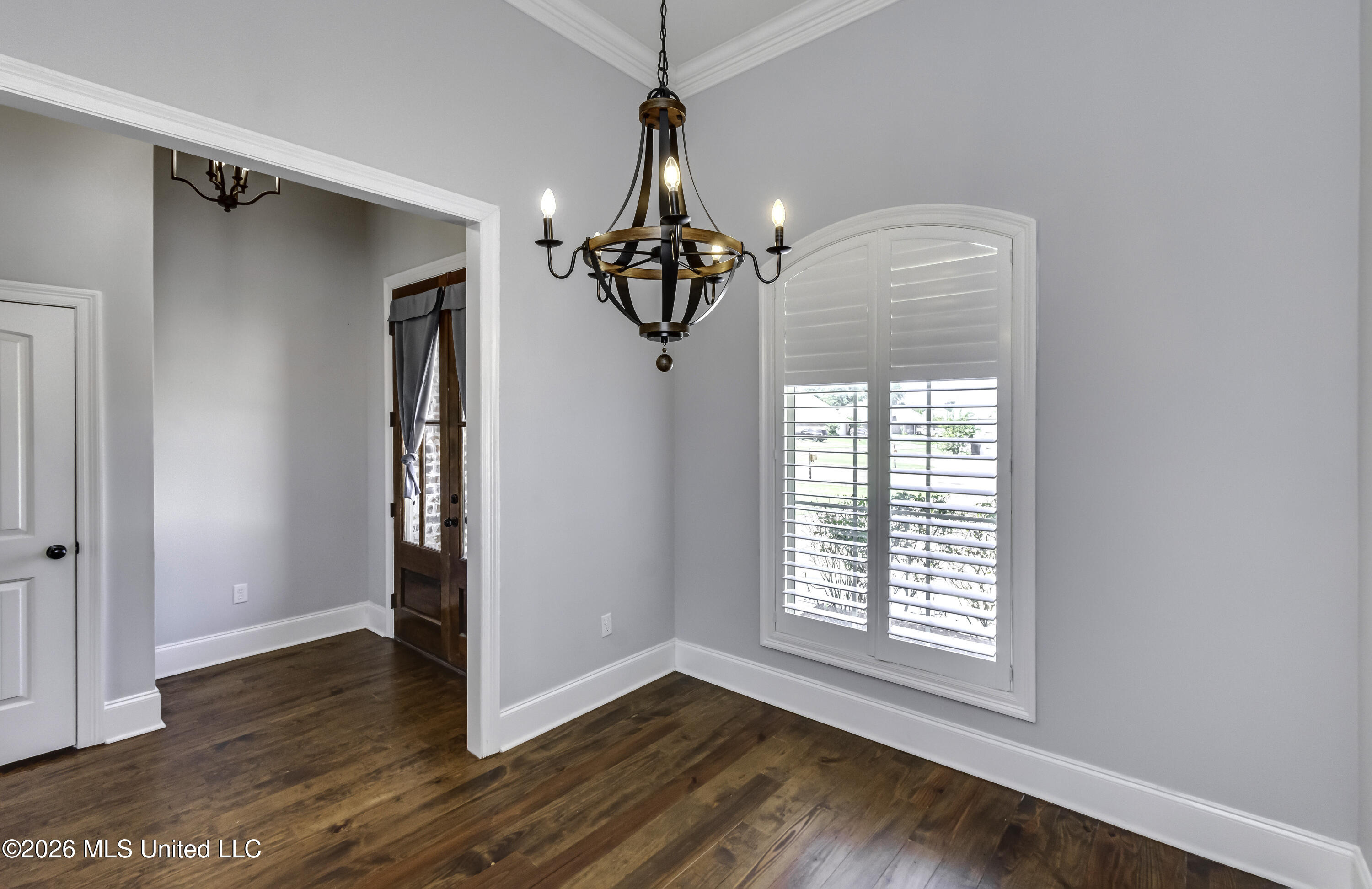 162 Sweetbriar Circle Property Photo 4