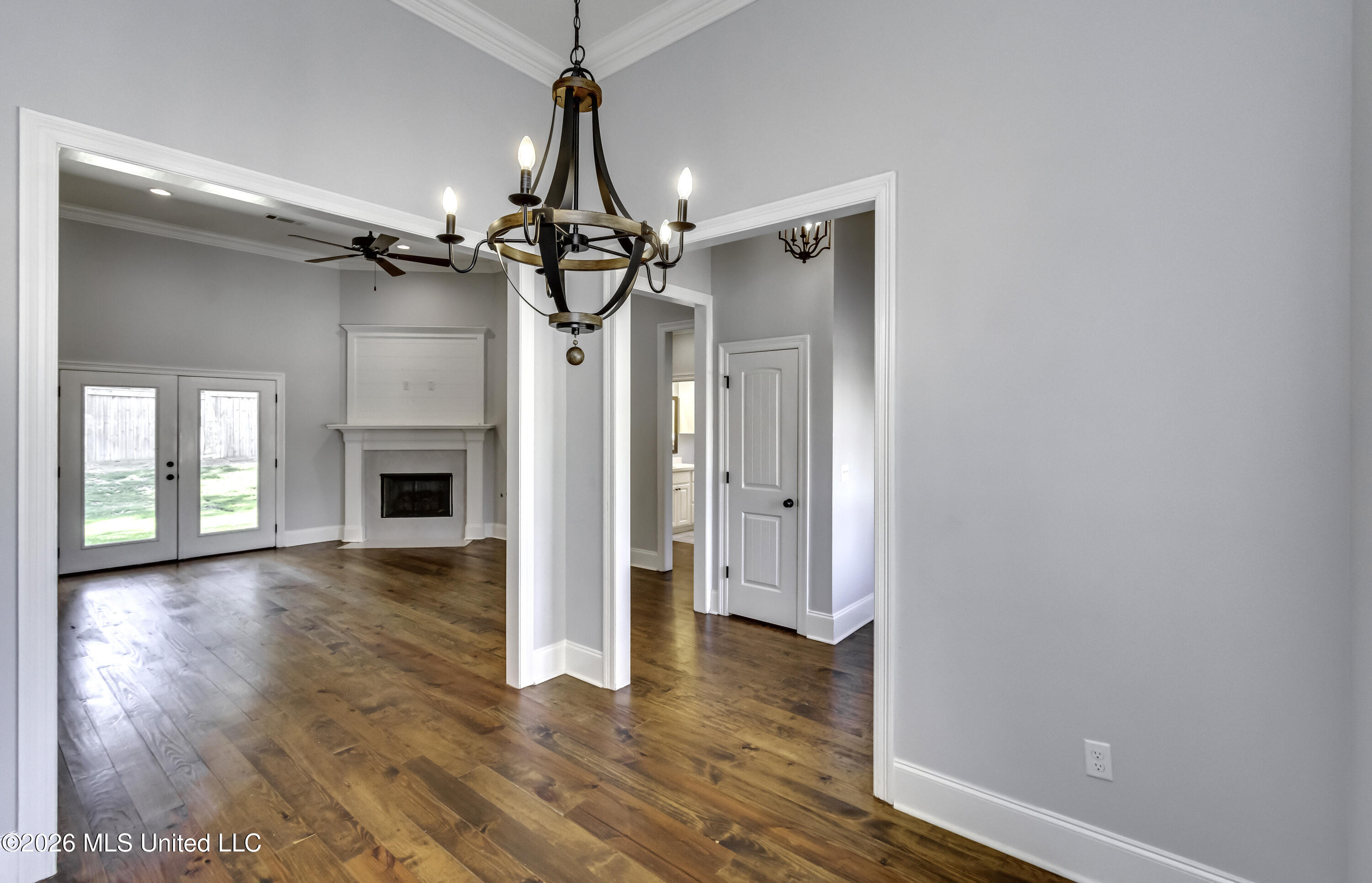 162 Sweetbriar Circle Property Photo 5