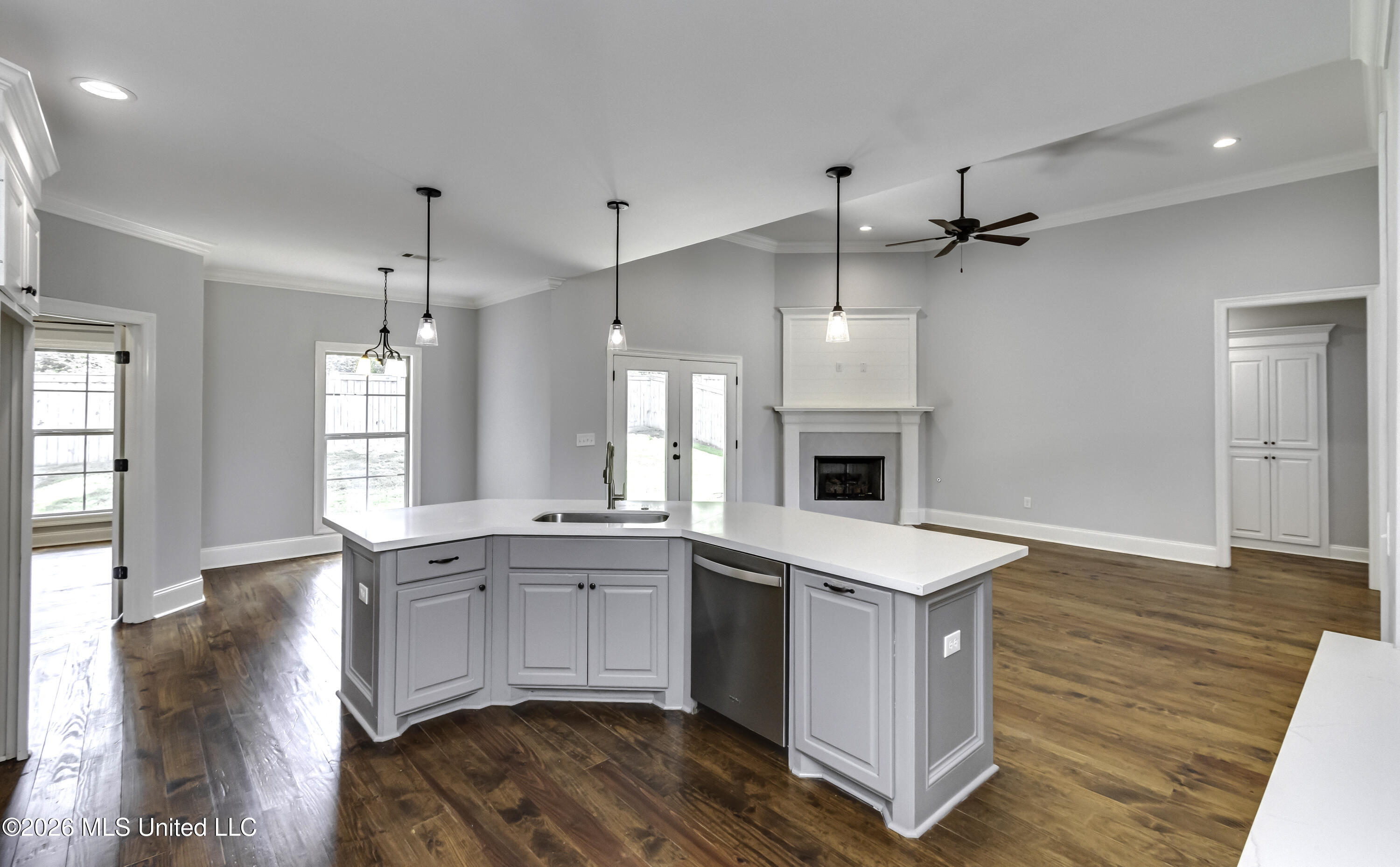 162 Sweetbriar Circle Property Photo 6