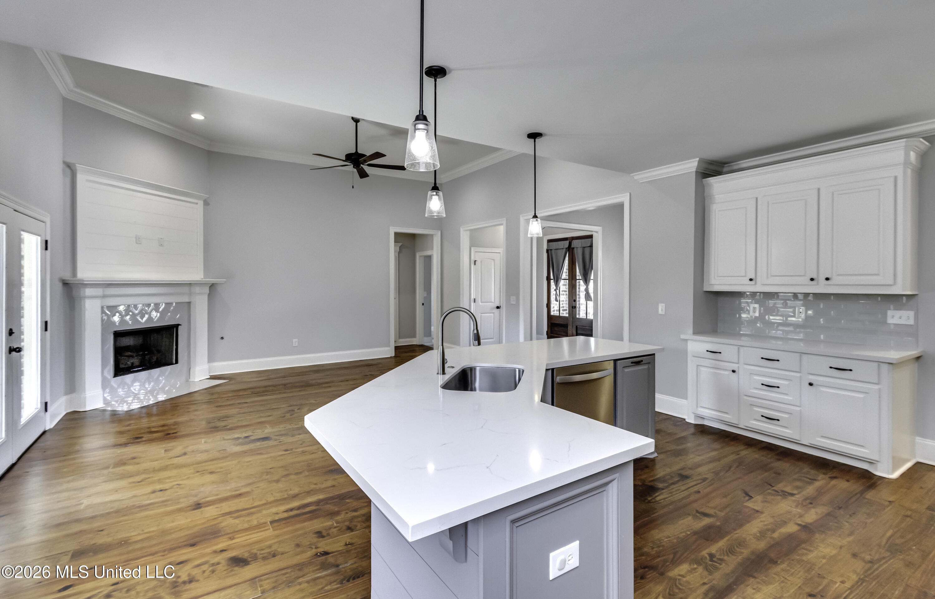 162 Sweetbriar Circle Property Photo 8