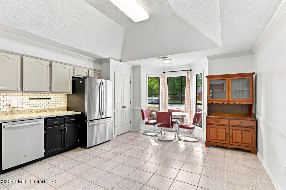 5495 Plum Tree Cove Property Photo 10