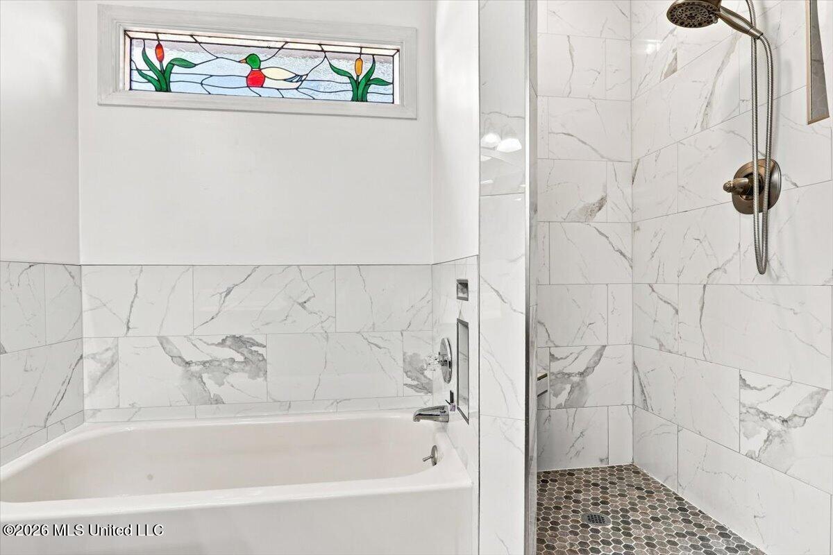 5495 Plum Tree Cove Property Photo 18