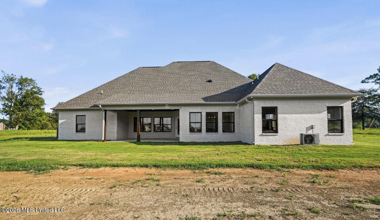50008 Shady Meadows Drive Property Photo 5