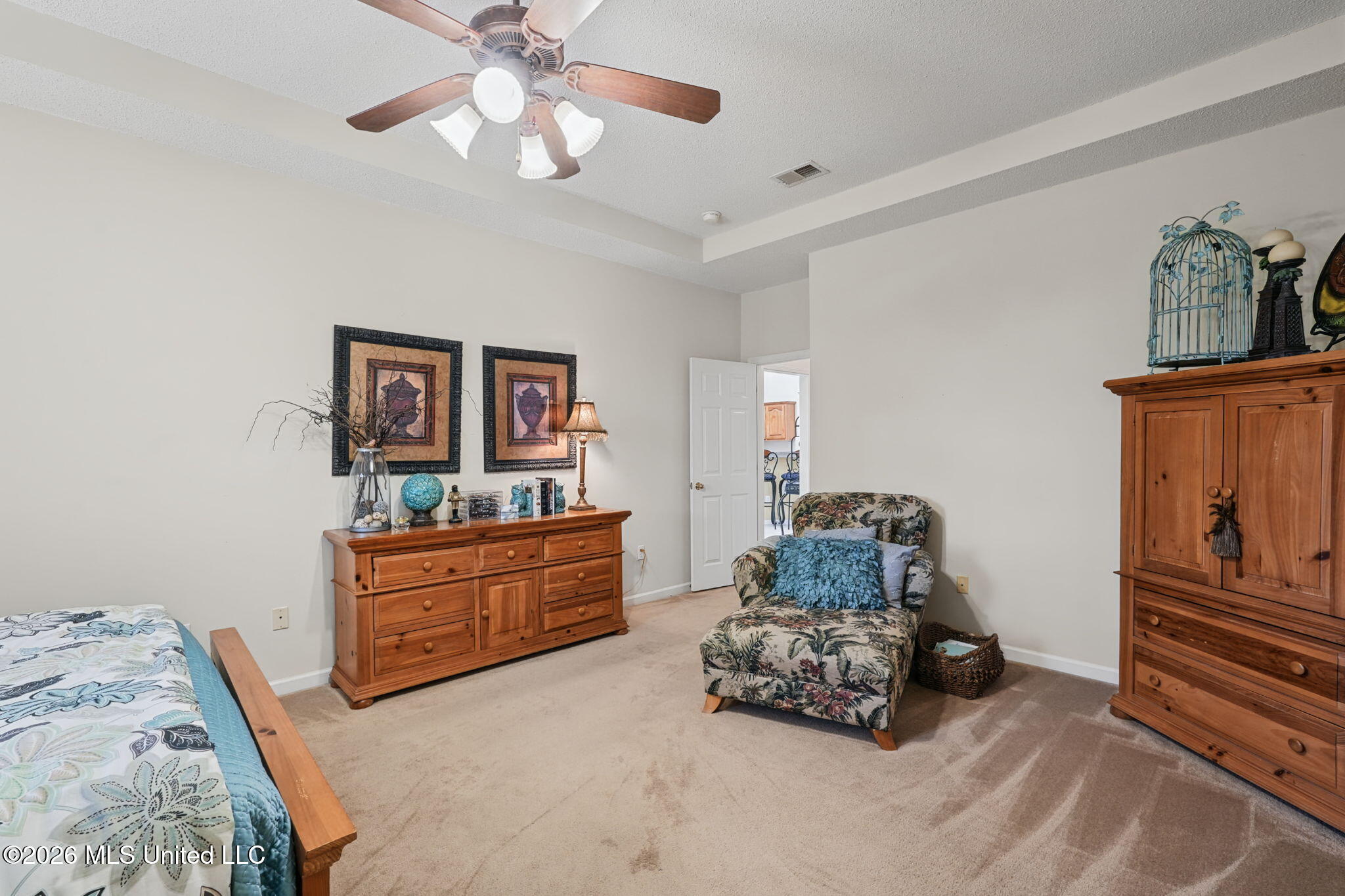 1091 Warwick Place Property Photo 14
