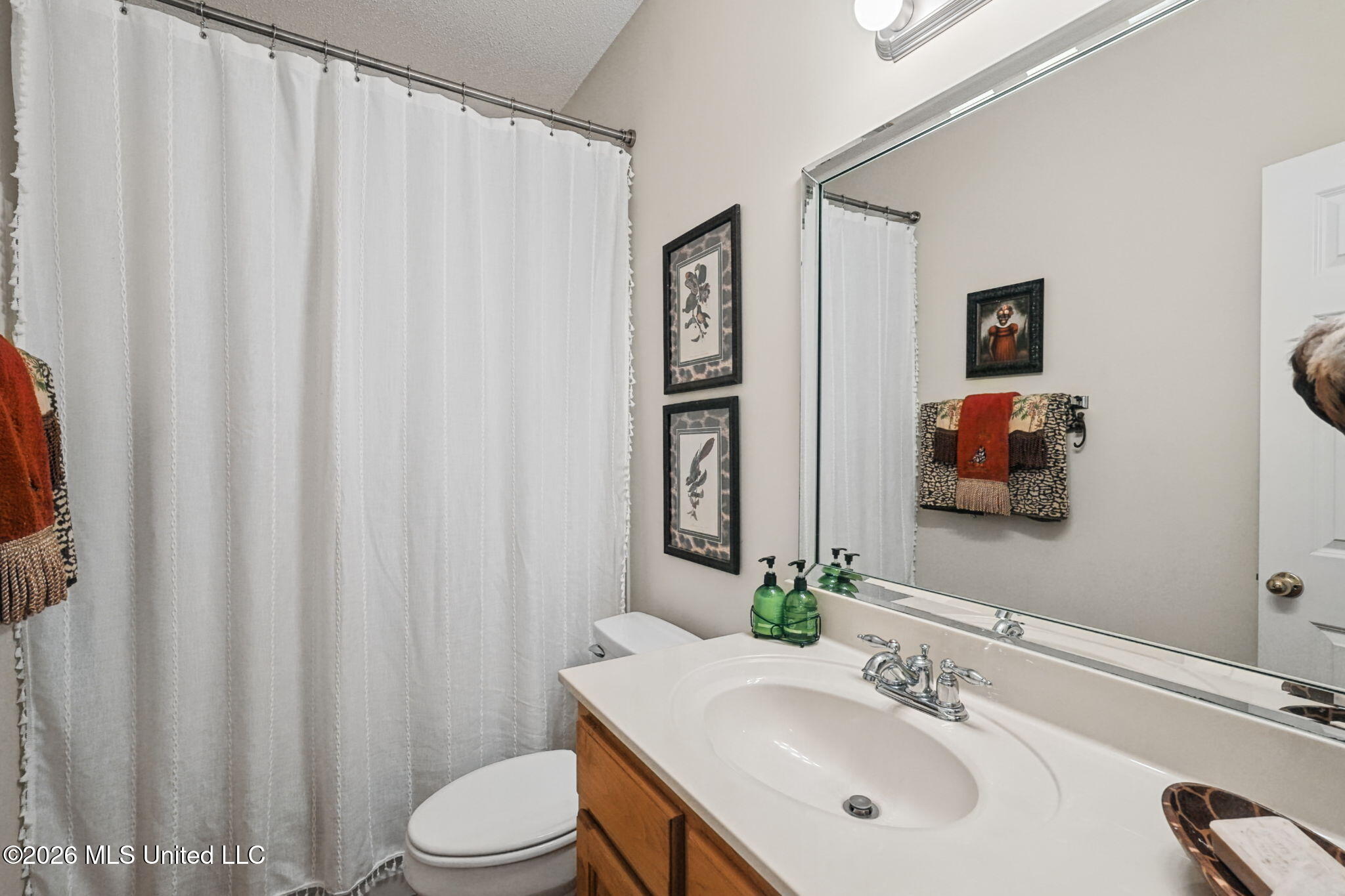 1091 Warwick Place Property Photo 18