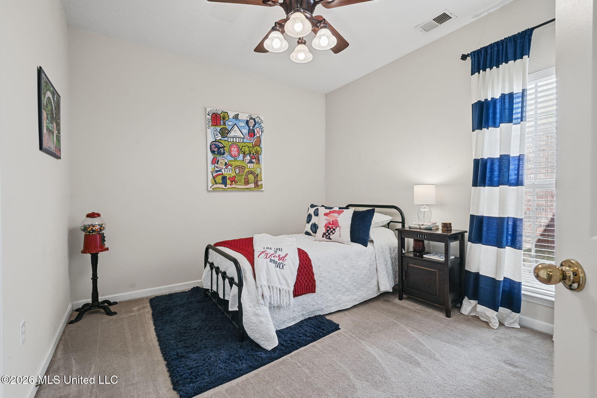 1091 Warwick Place Property Photo 19