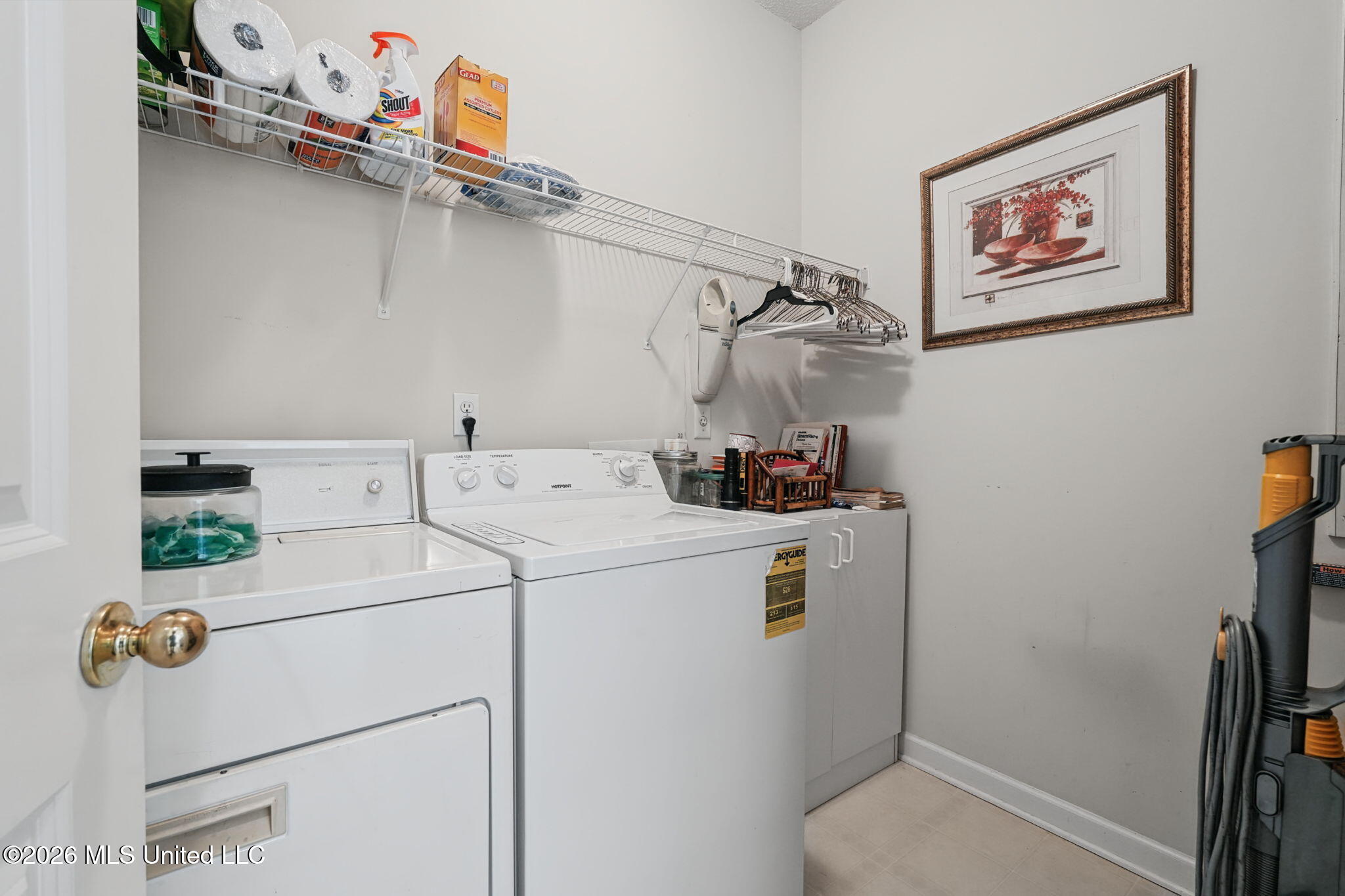 1091 Warwick Place Property Photo 20