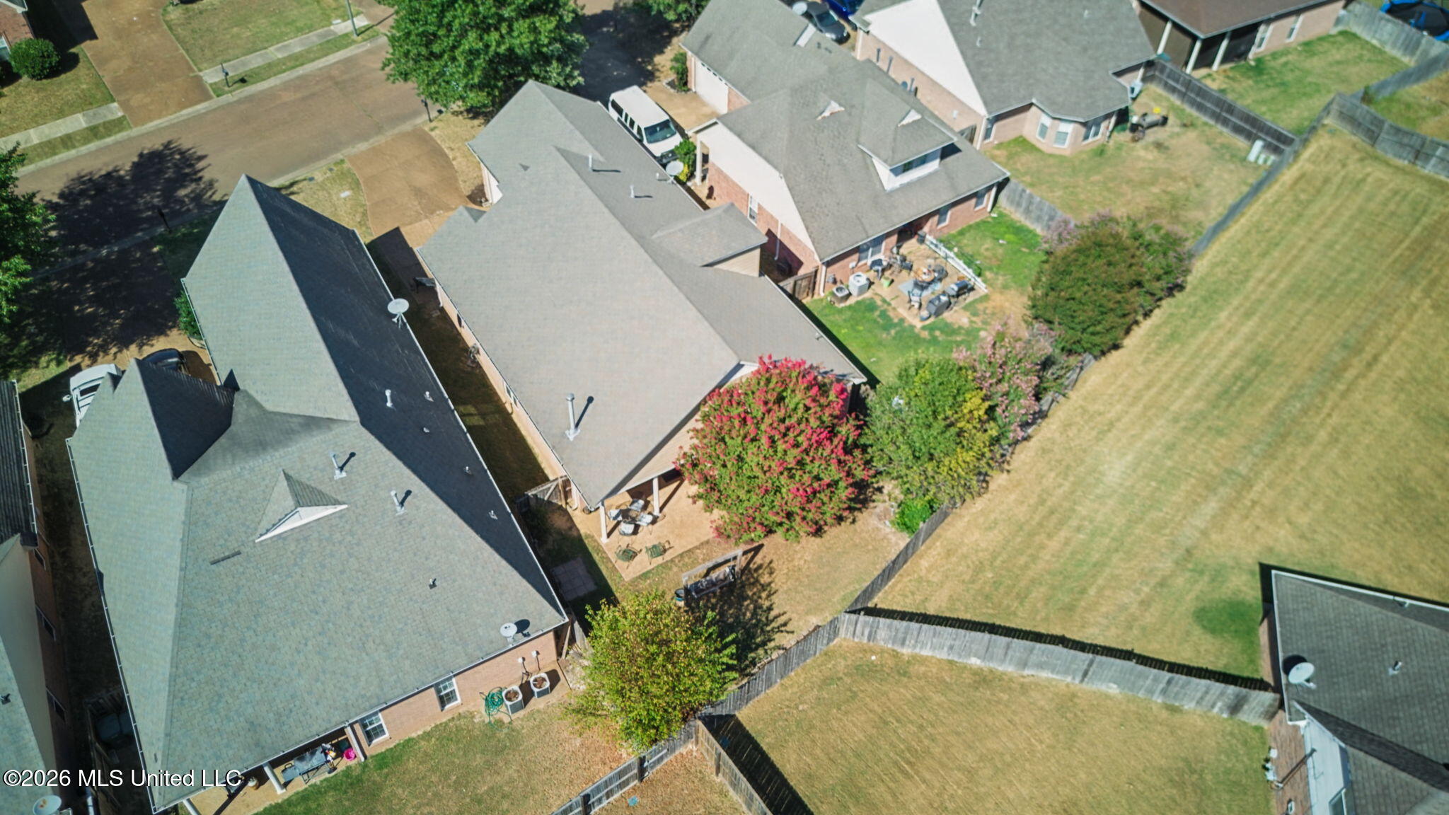 1091 Warwick Place Property Photo 28