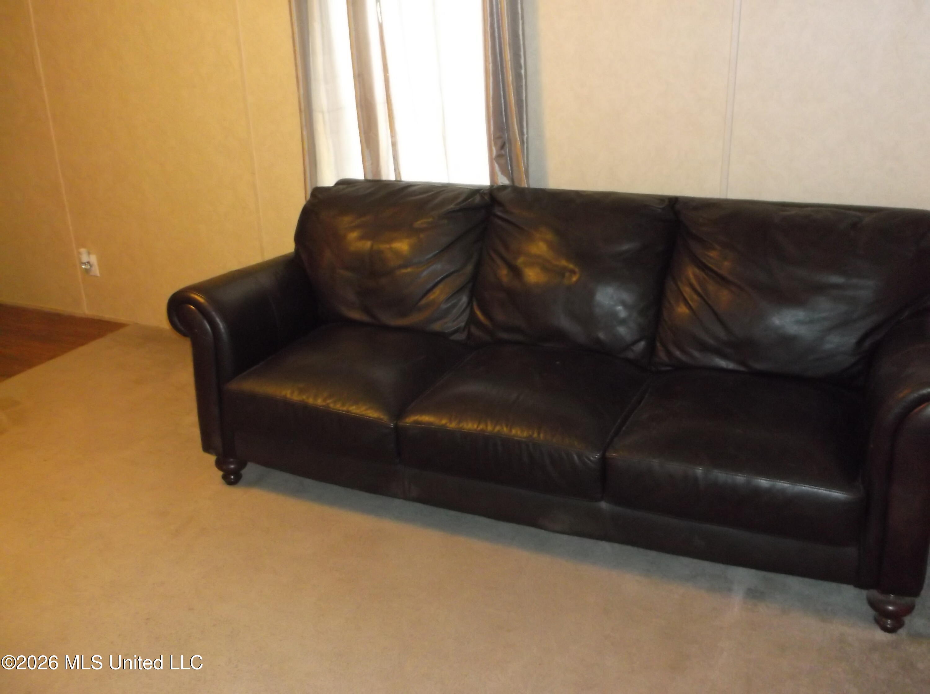 4019 E Fernwood Road Property Photo 5