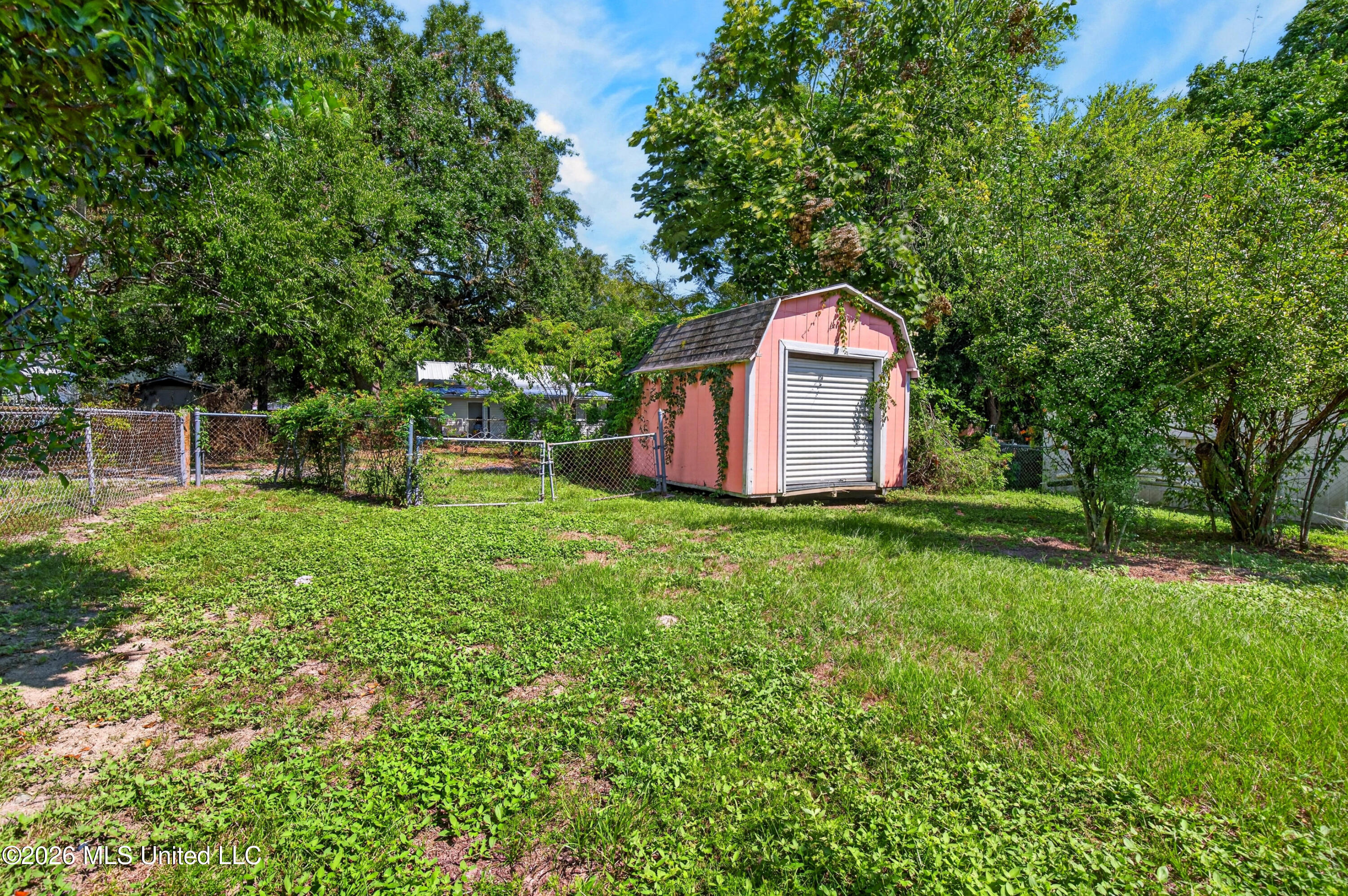 2512 Kenneth Avenue Property Photo 33