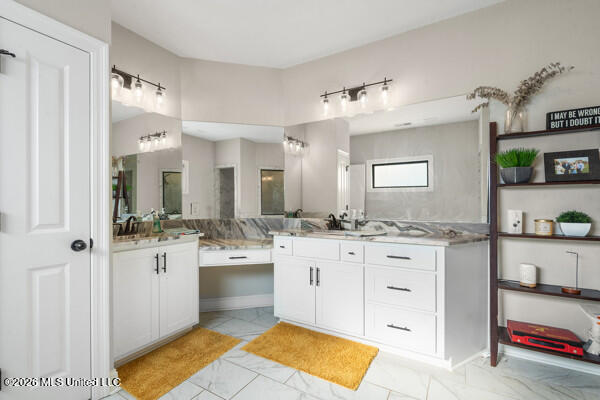 4887 Bakers Trail Property Photo 12