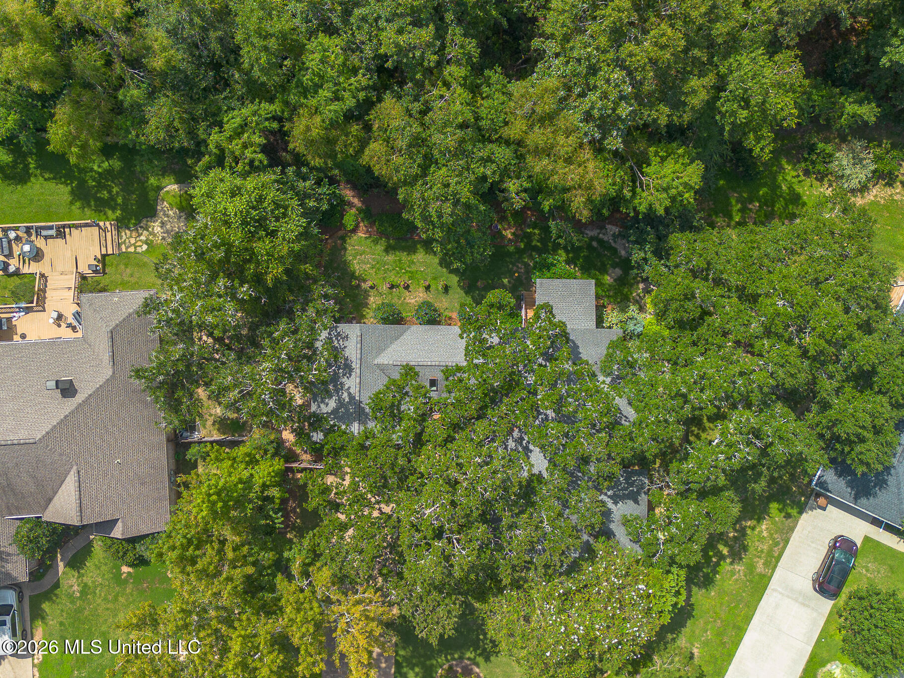 916 Bent Tree Circle Property Photo 3