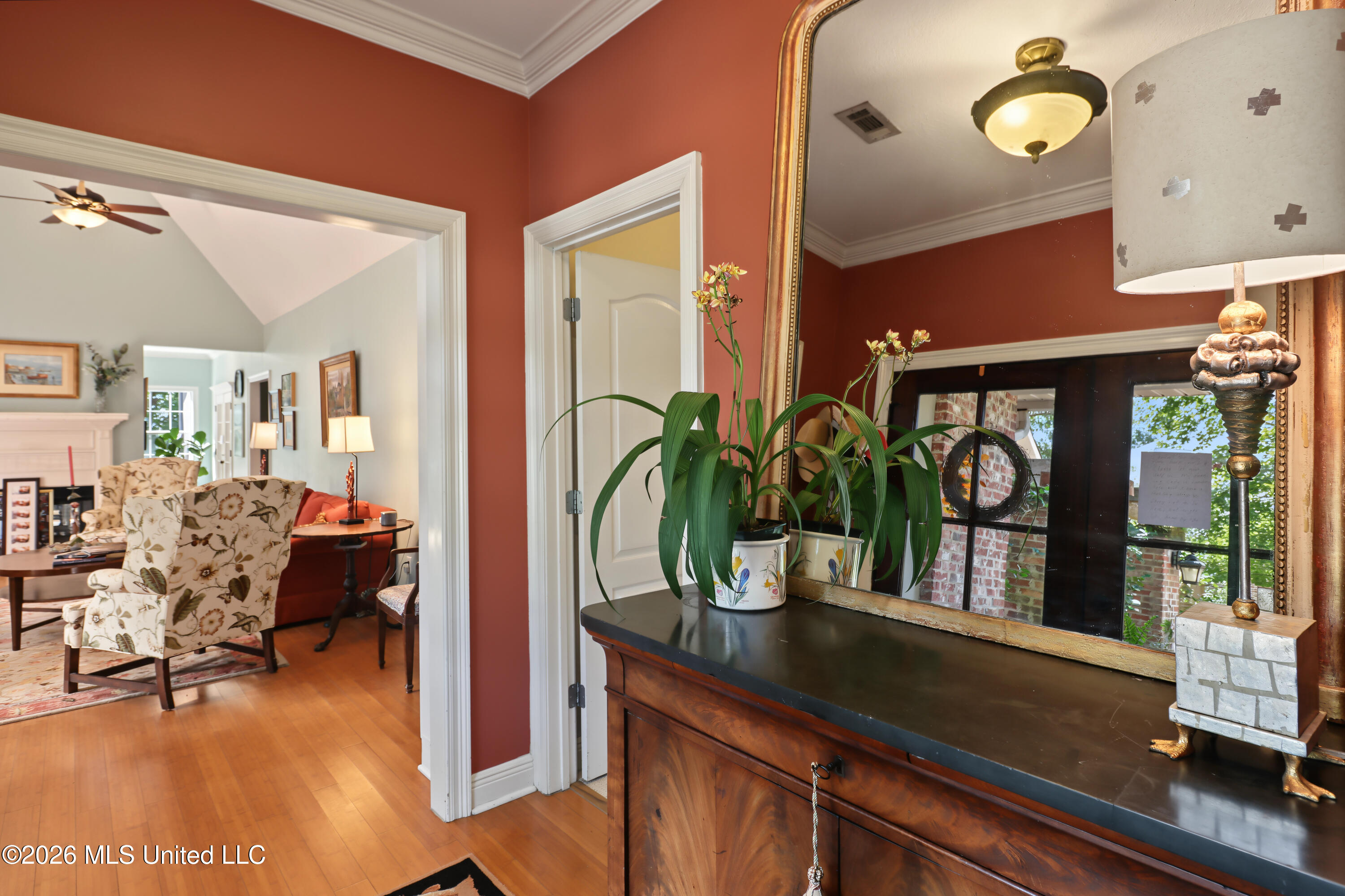 916 Bent Tree Circle Property Photo 6