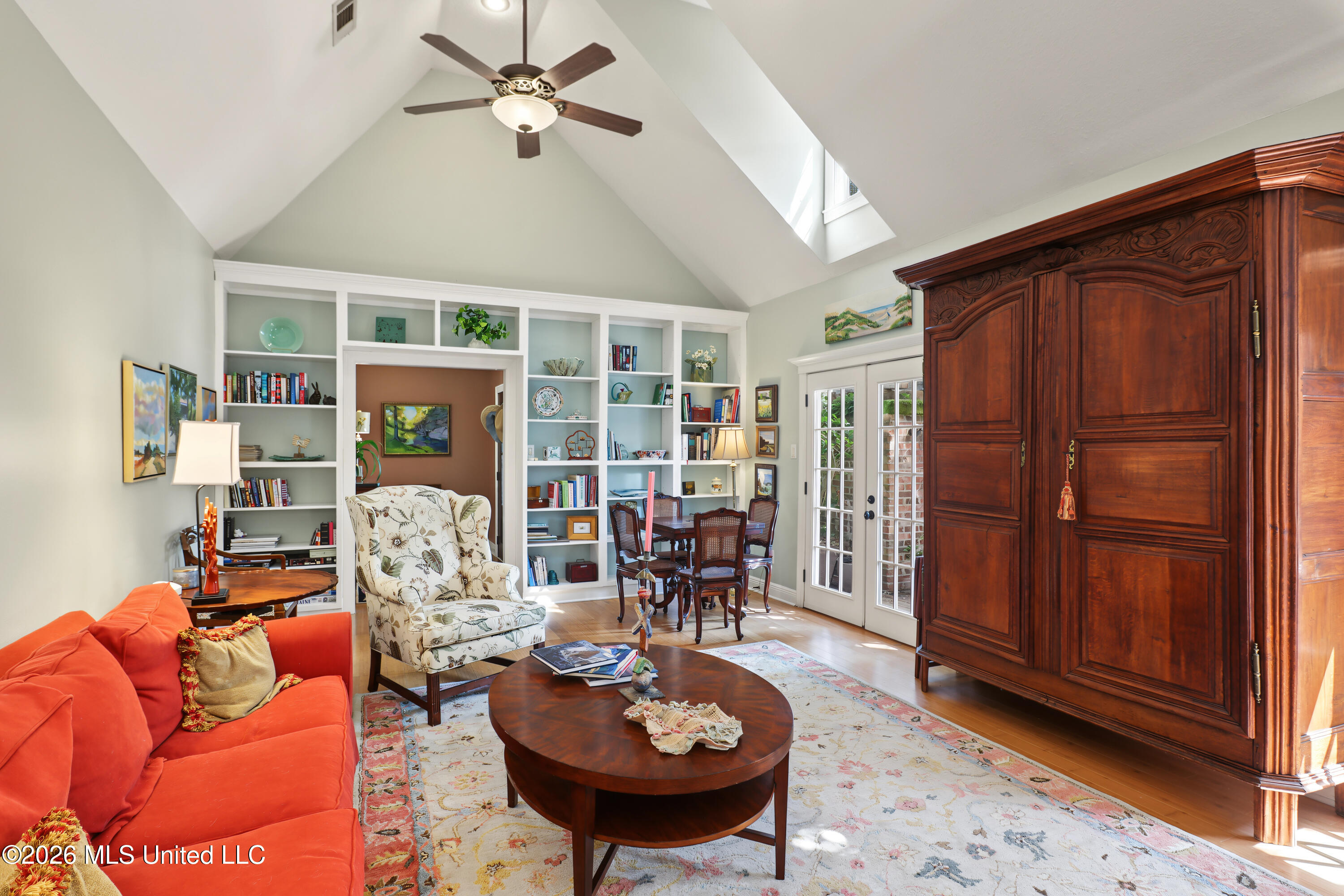 916 Bent Tree Circle Property Photo 10