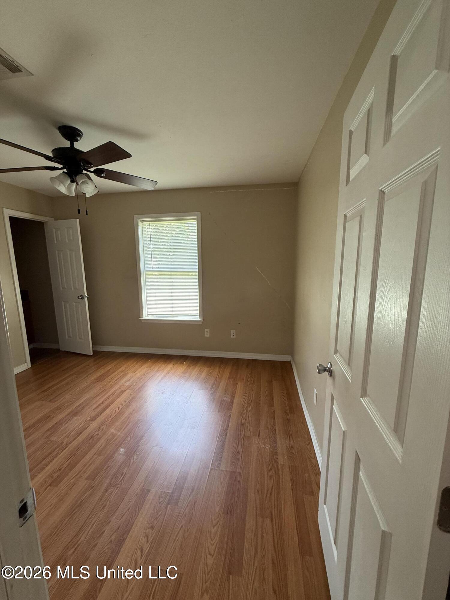 1359 Gloria Trail Ne Property Photo 5