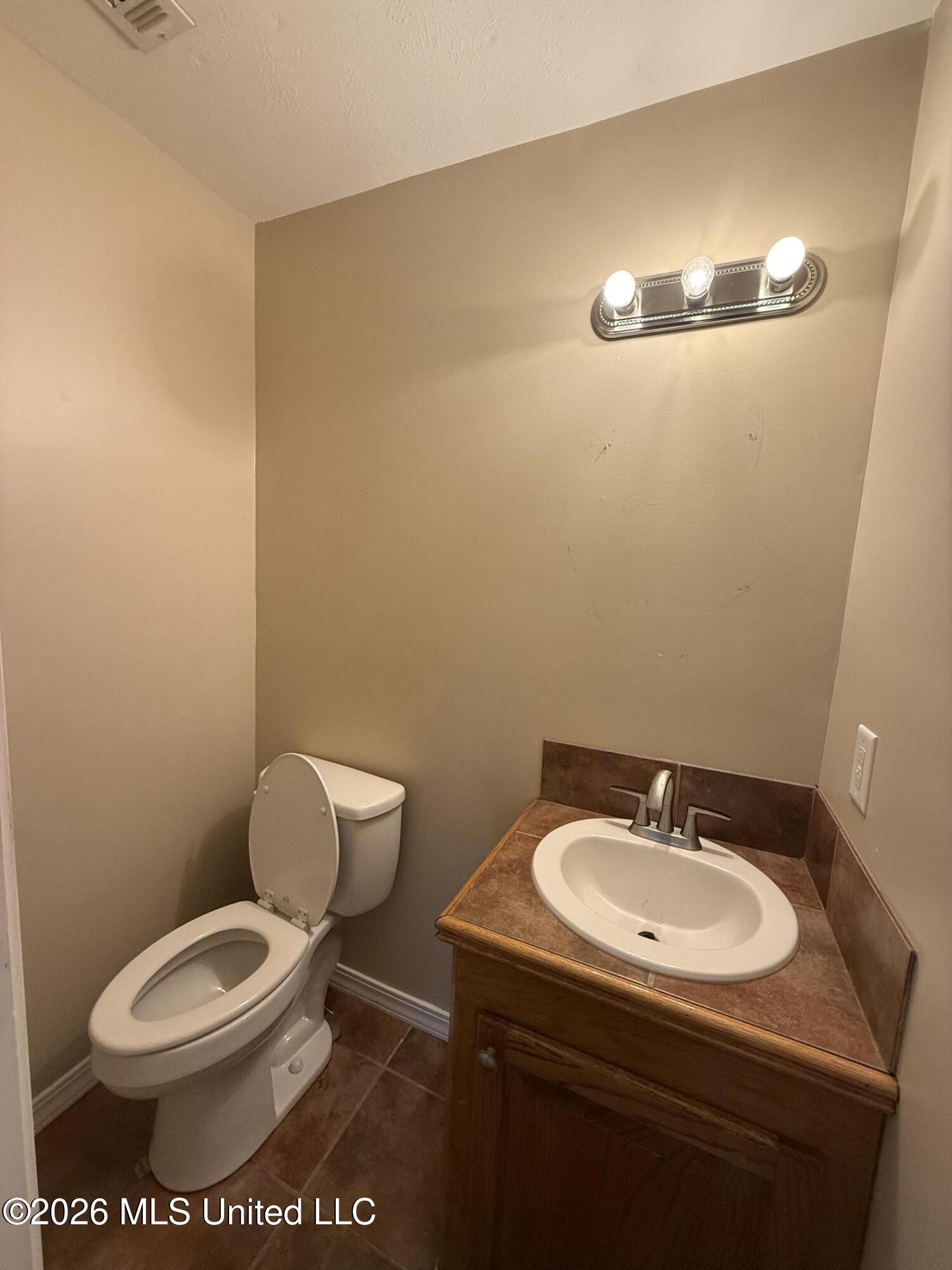 1359 Gloria Trail Ne Property Photo 7