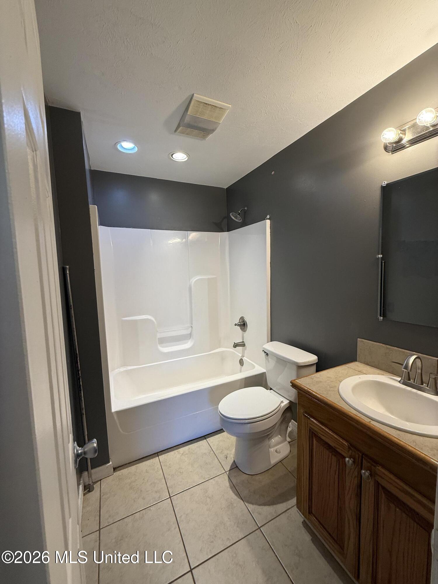 1359 Gloria Trail Ne Property Photo 10