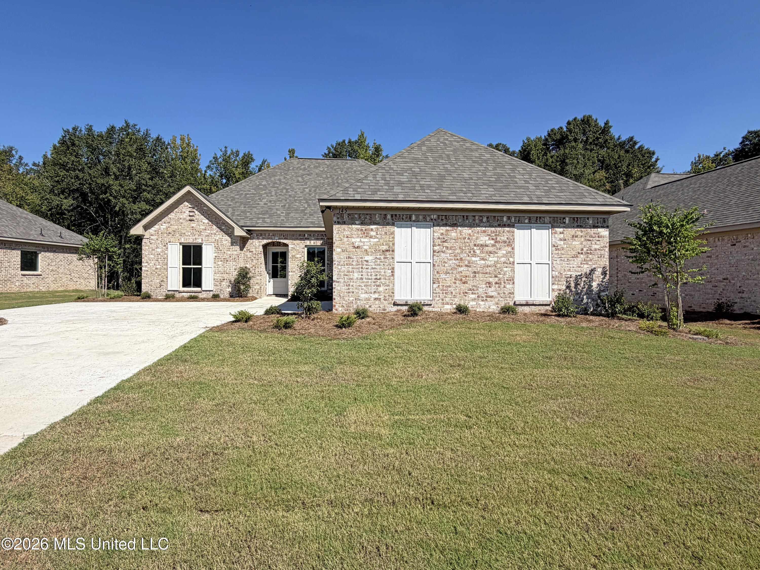 145 Stapleton Drive Property Photo 2