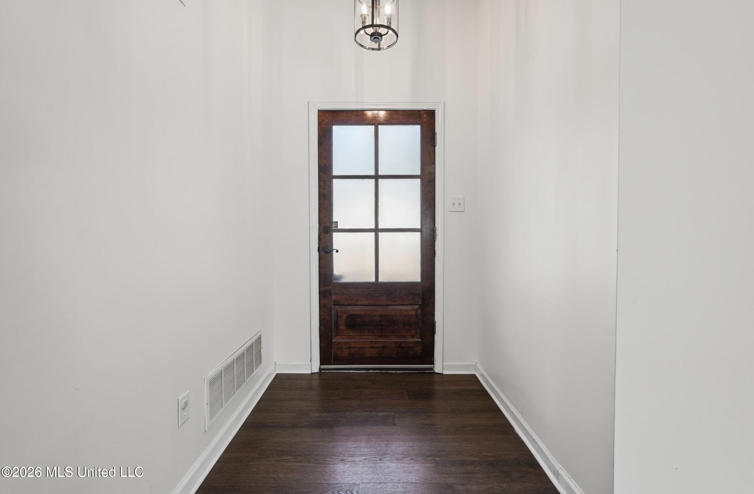 1005 Tara Drive Property Photo 6