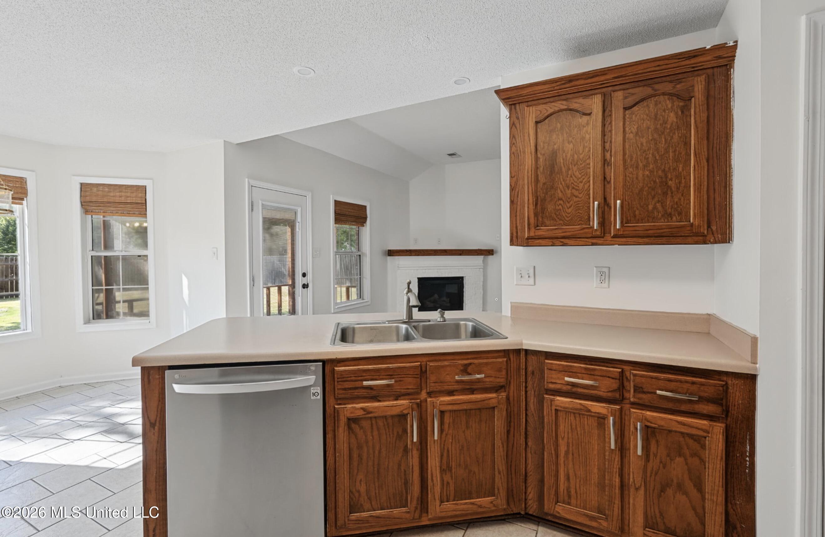 1005 Tara Drive Property Photo 14
