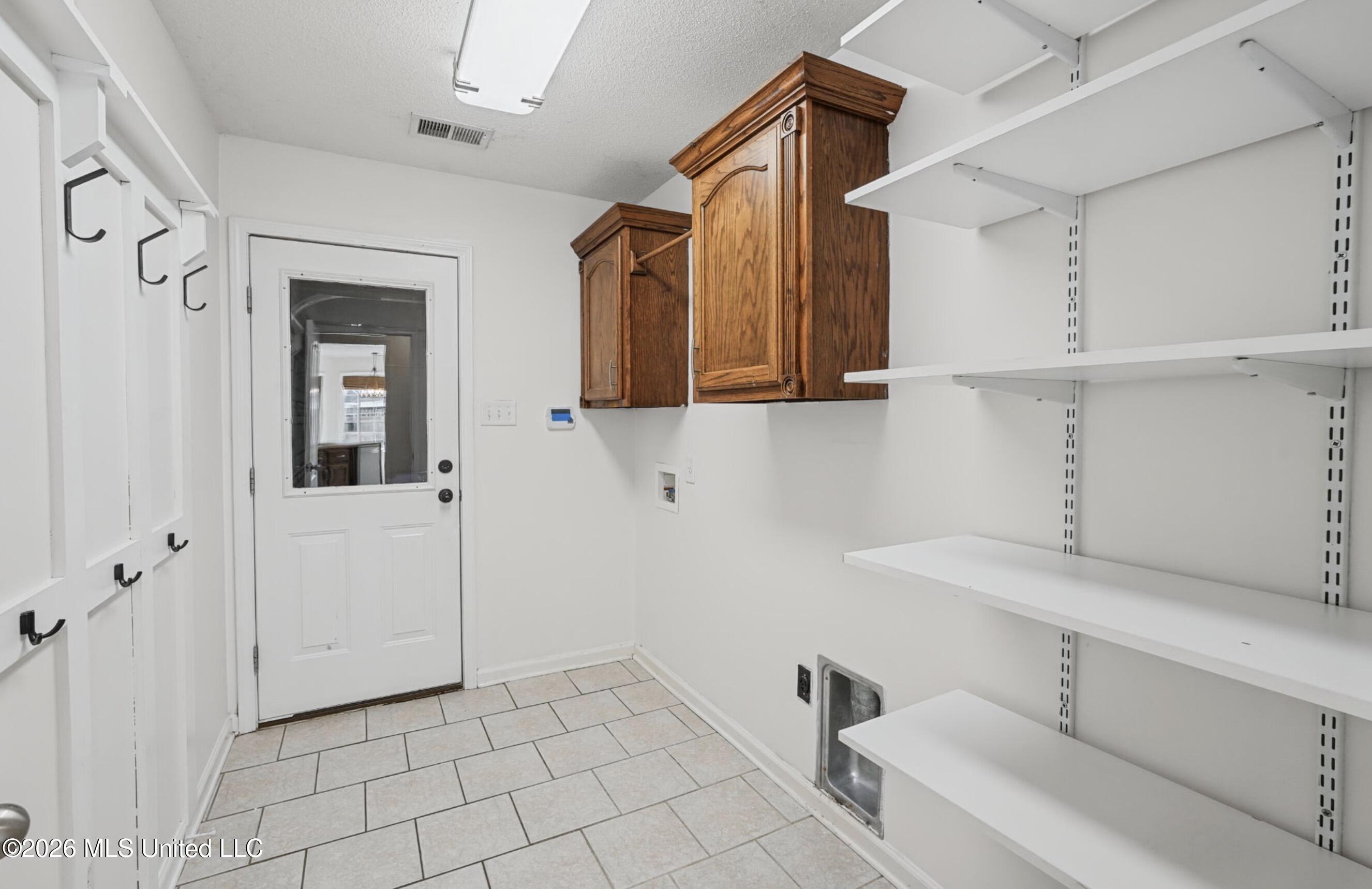 1005 Tara Drive Property Photo 15