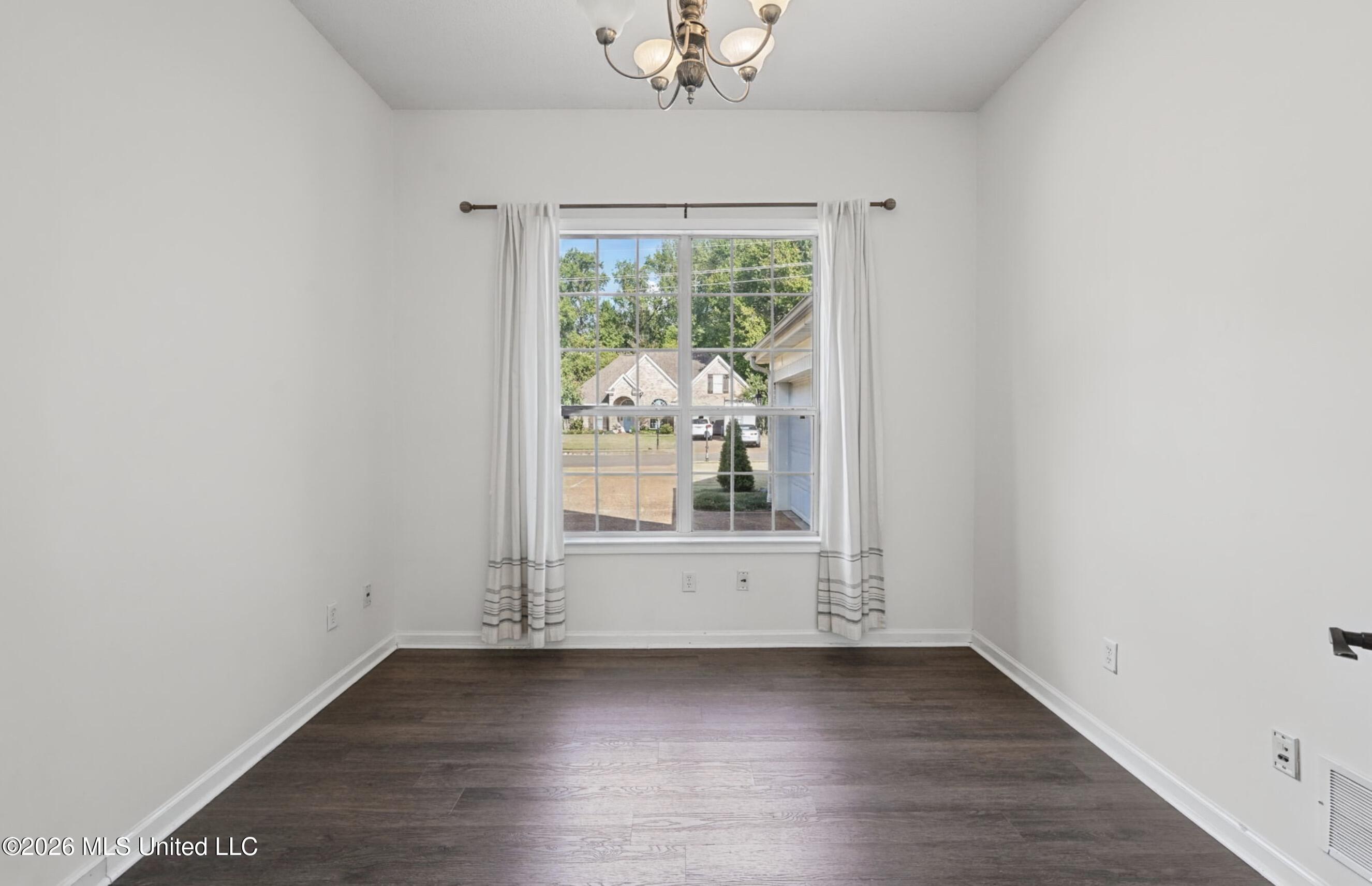 1005 Tara Drive Property Photo 16