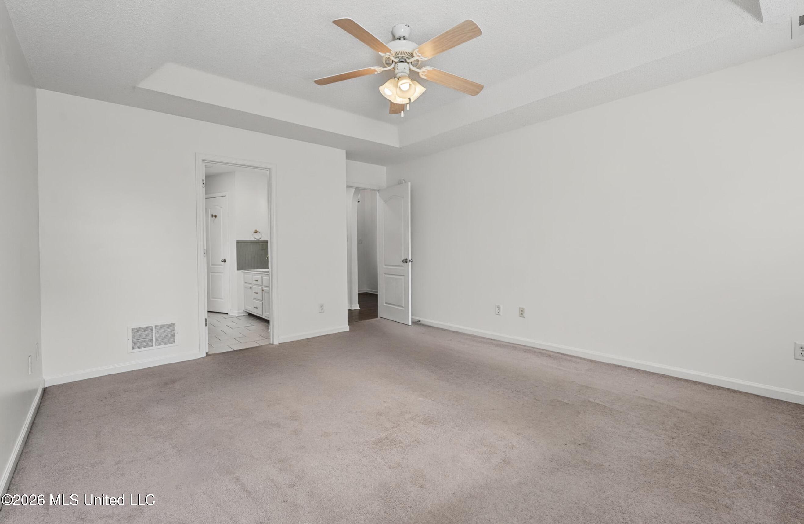 1005 Tara Drive Property Photo 18