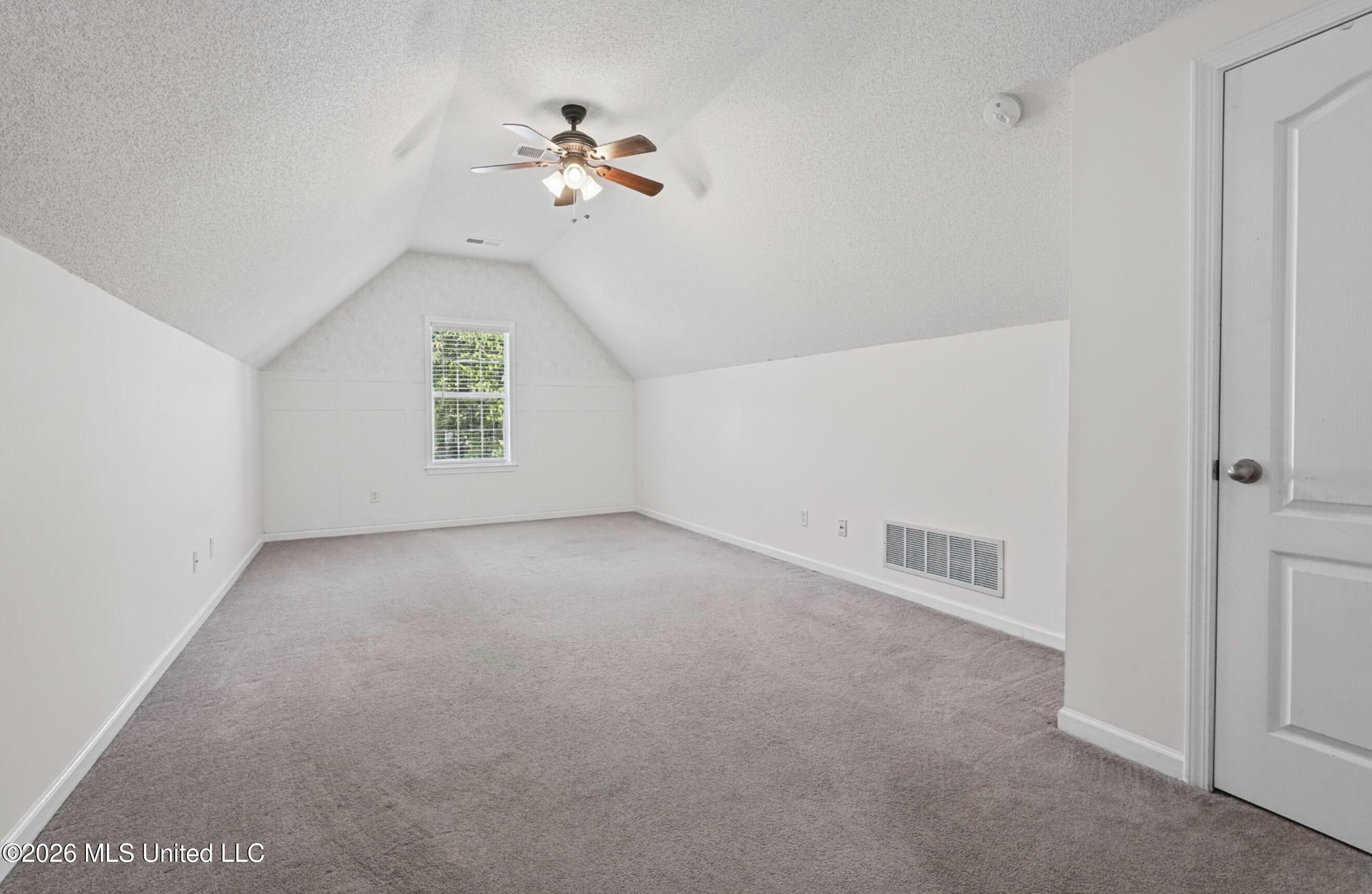1005 Tara Drive Property Photo 27