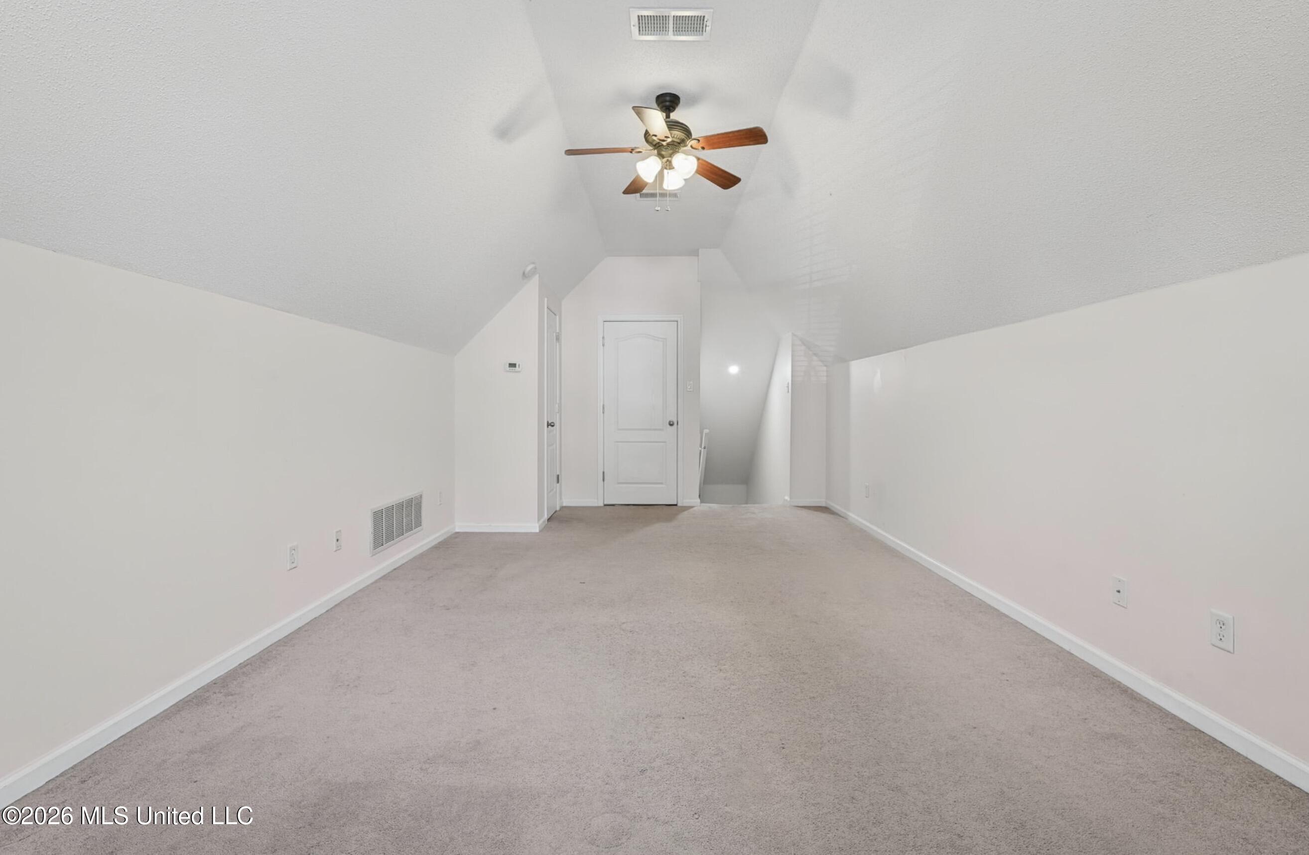 1005 Tara Drive Property Photo 28