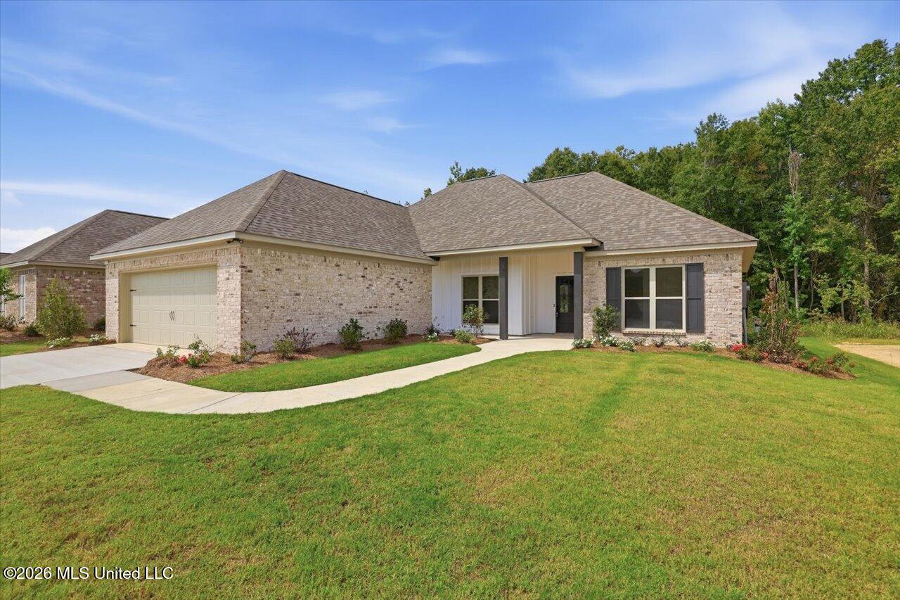 147 Stapleton Drive Property Photo 2
