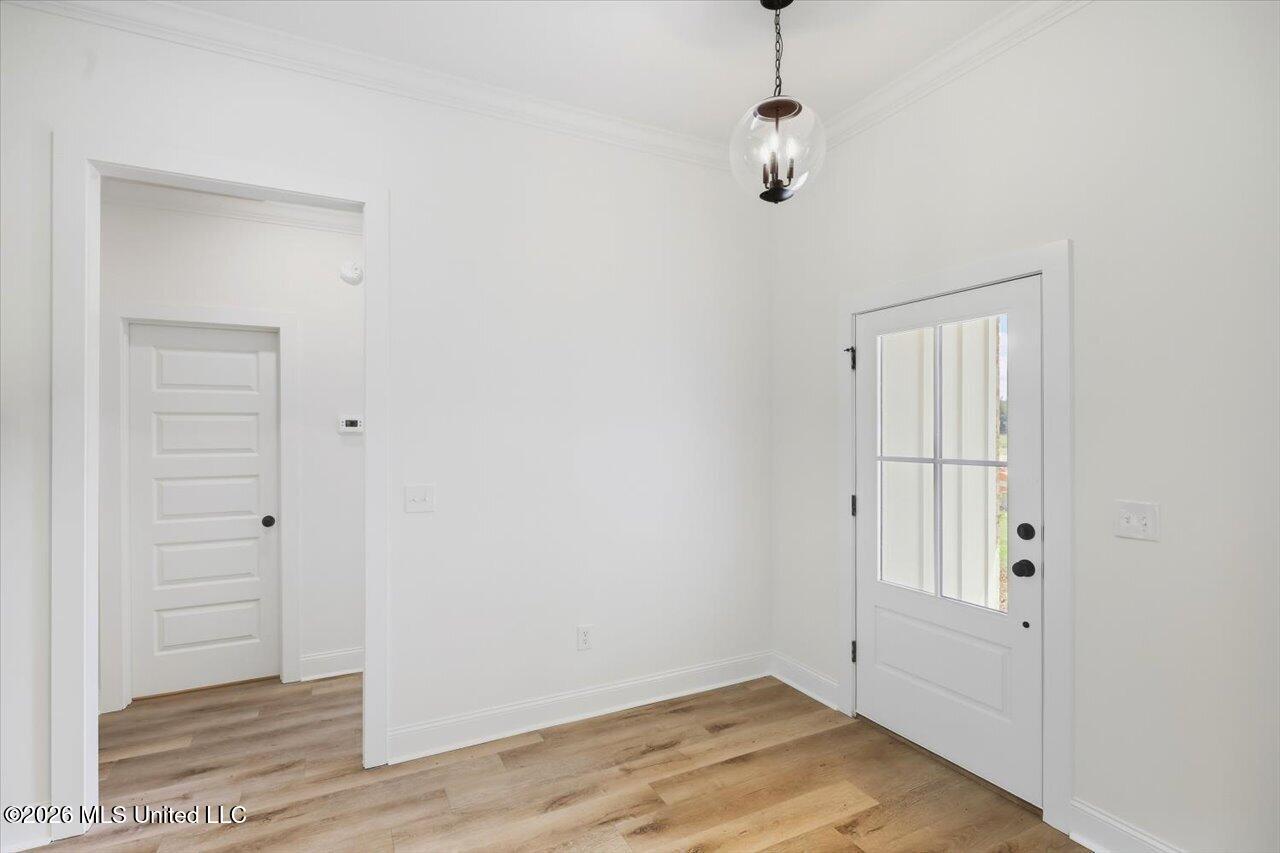 147 Stapleton Drive Property Photo 4