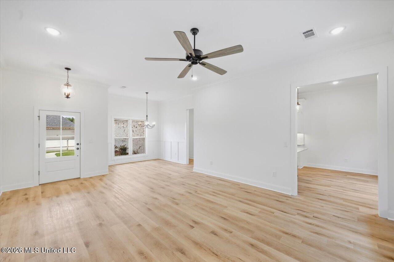 147 Stapleton Drive Property Photo 7